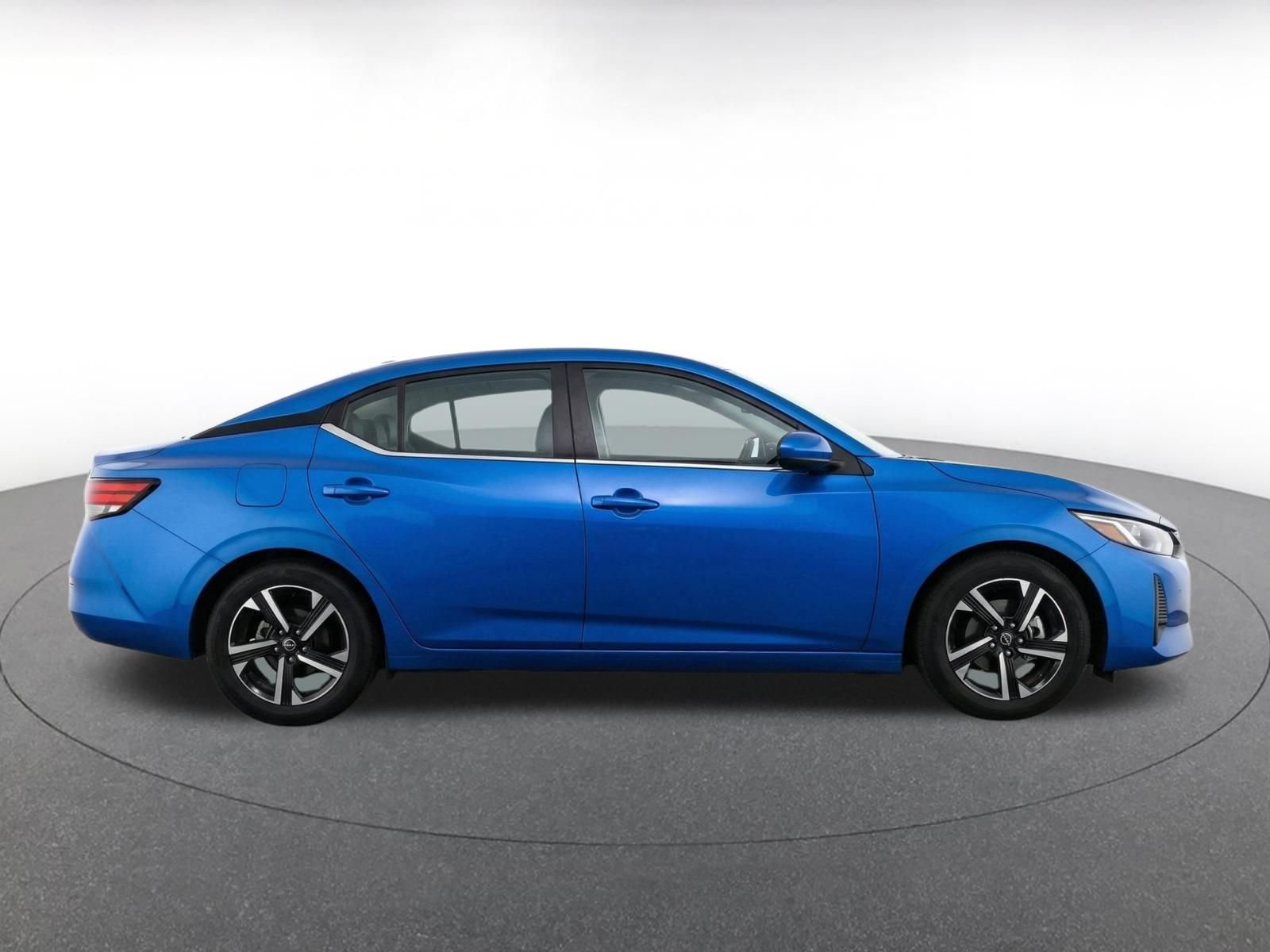Thumbnail: 2025 Nissan Sentra - 9
