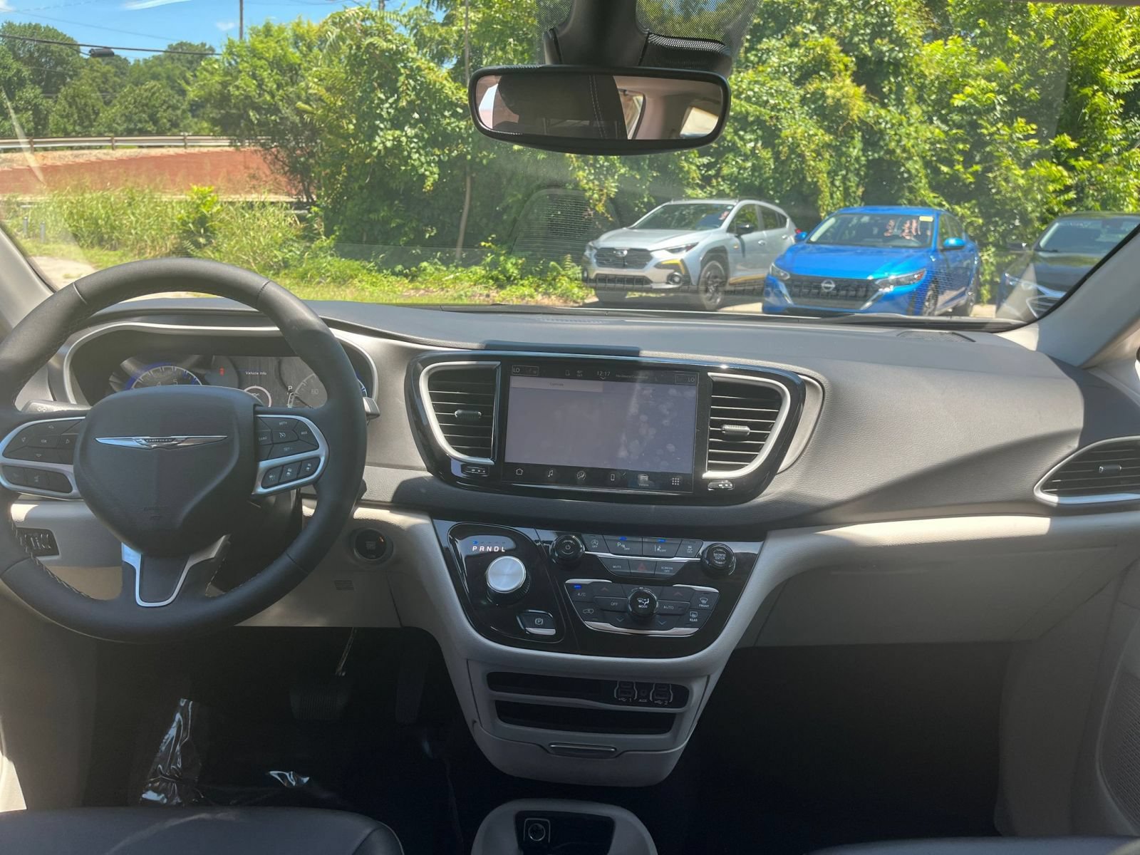 Thumbnail: 2024 Chrysler Pacifica - 34