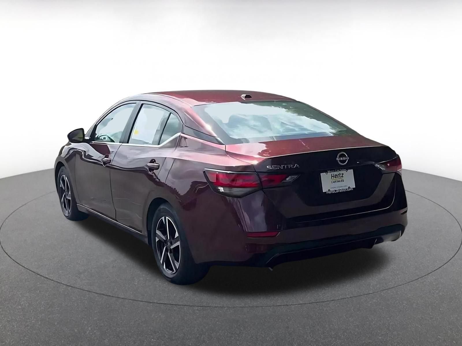 Thumbnail: 2025 Nissan Sentra - 10