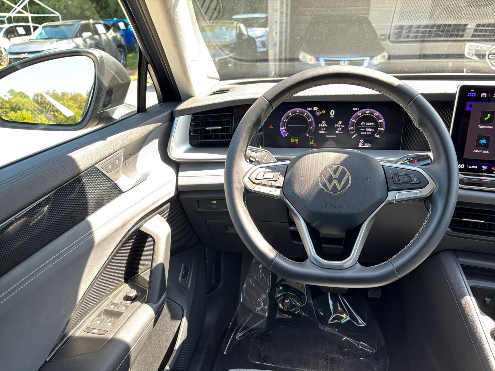 Thumbnail: 2026 Volkswagen Tiguan - 34