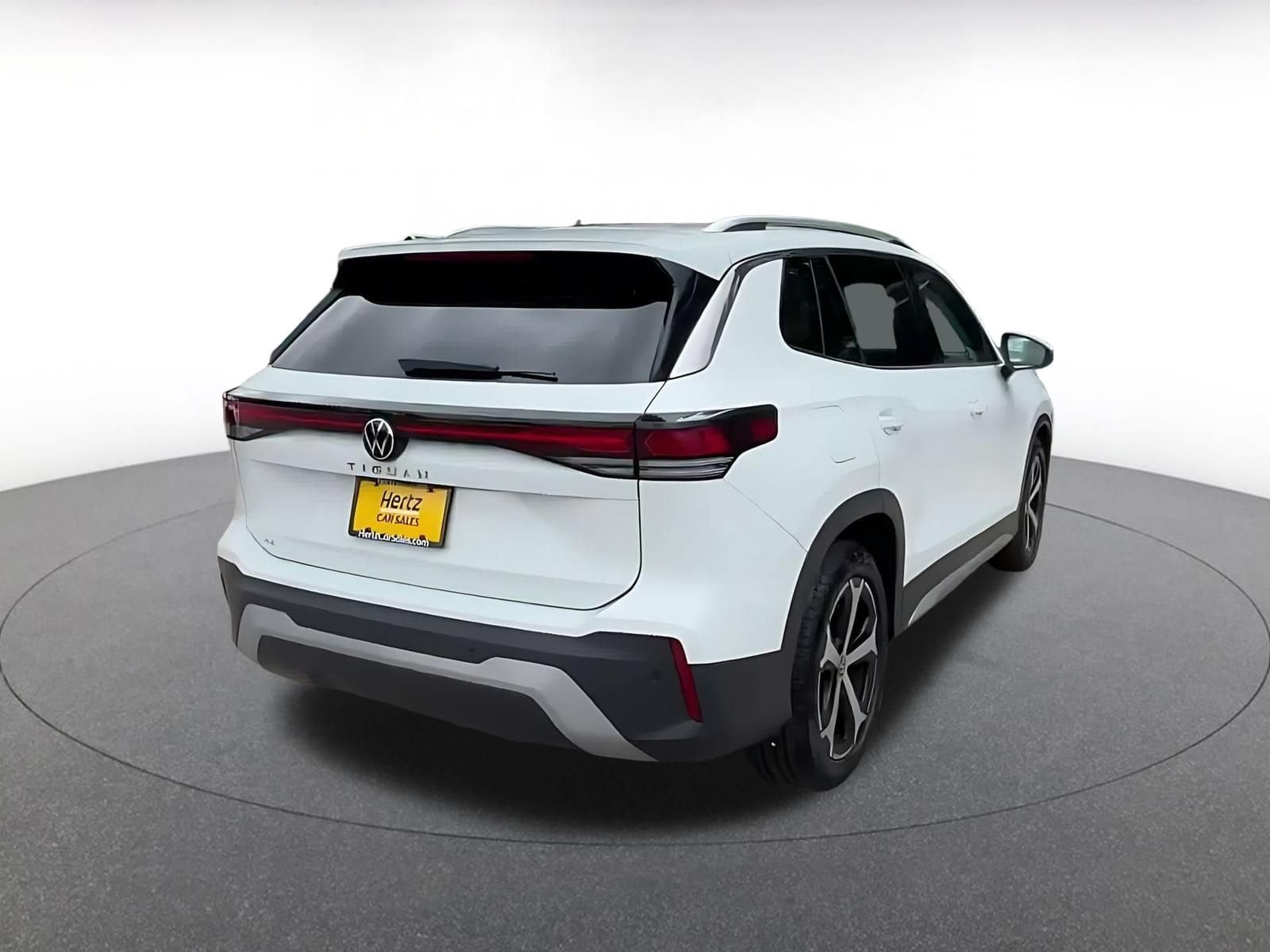 Thumbnail: 2026 Volkswagen Tiguan - 14