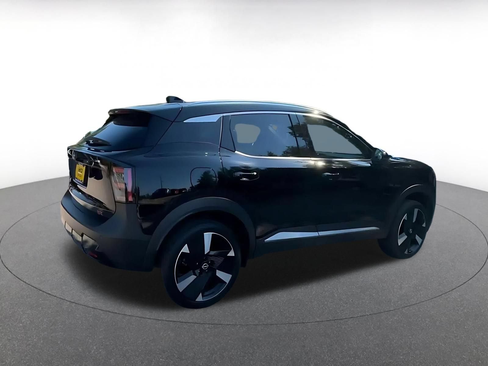 Thumbnail: 2026 Nissan Kicks - 14