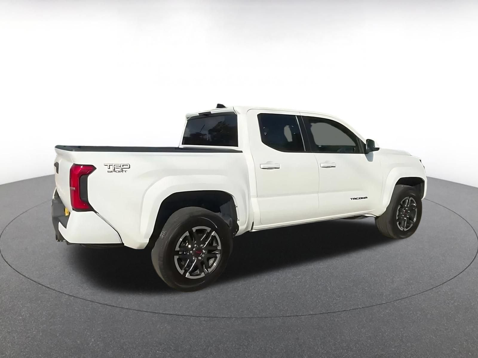 Thumbnail: 2024 Toyota Tacoma - 14
