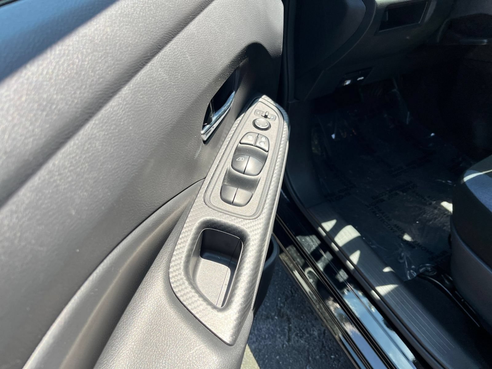 Thumbnail: 2025 Nissan Versa - 21