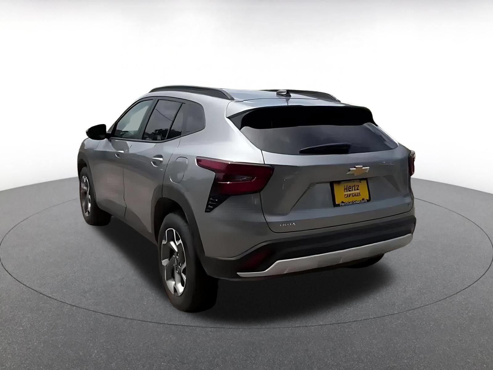 Thumbnail: 2025 Chevrolet Trax - 10