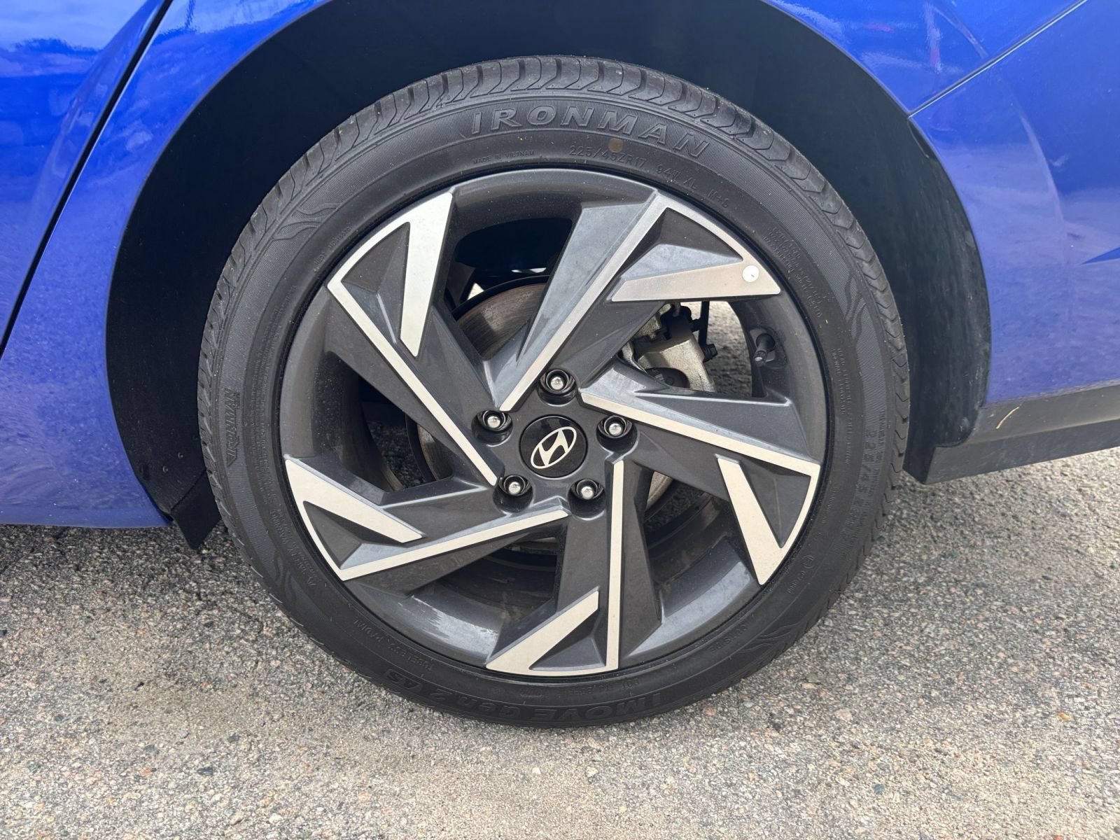 Thumbnail: 2025 Hyundai Elantra - 28