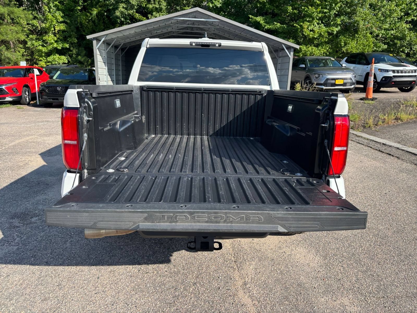 Thumbnail: 2024 Toyota Tacoma - 27