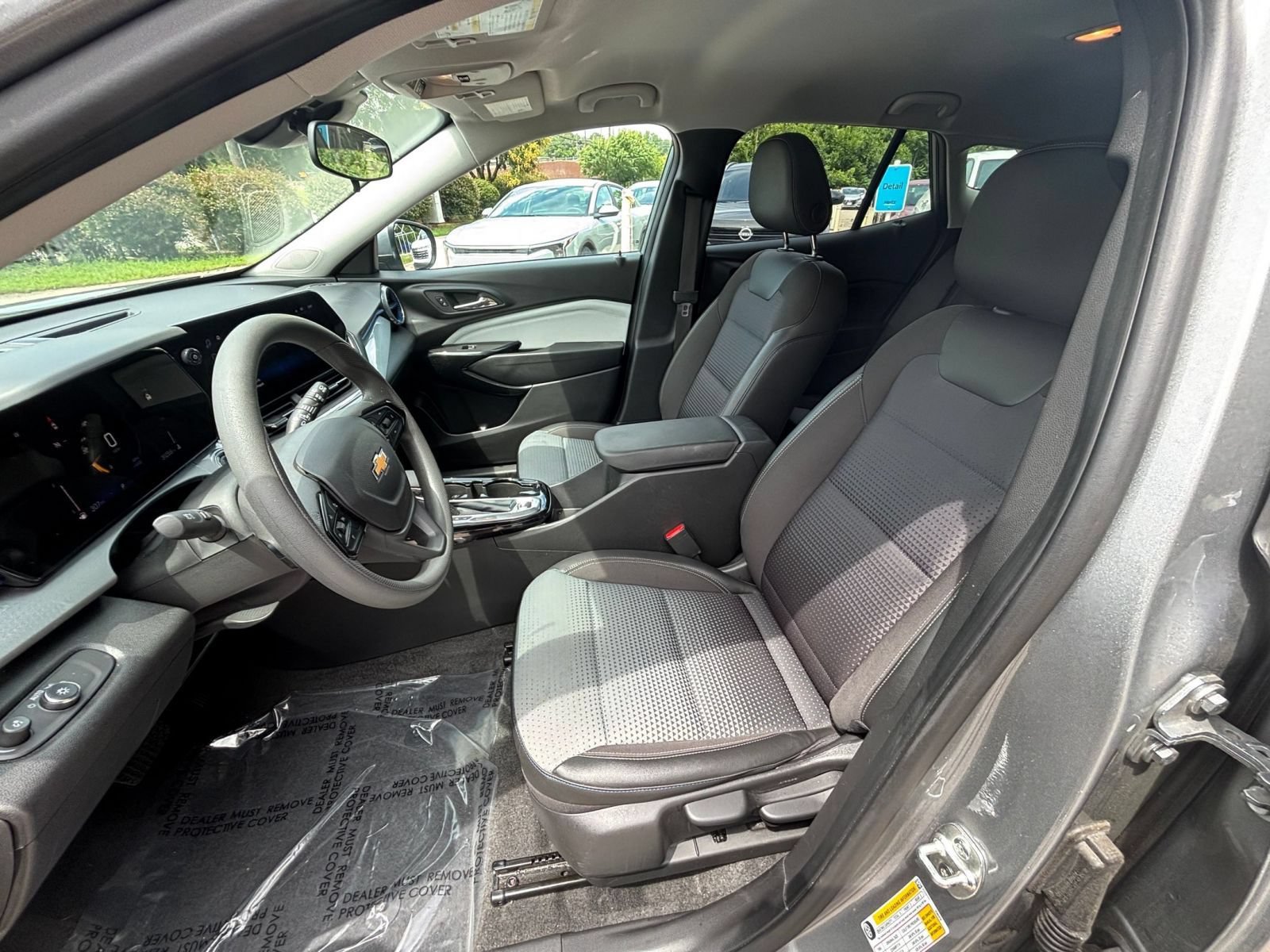 Thumbnail: 2025 Chevrolet Trax - 34