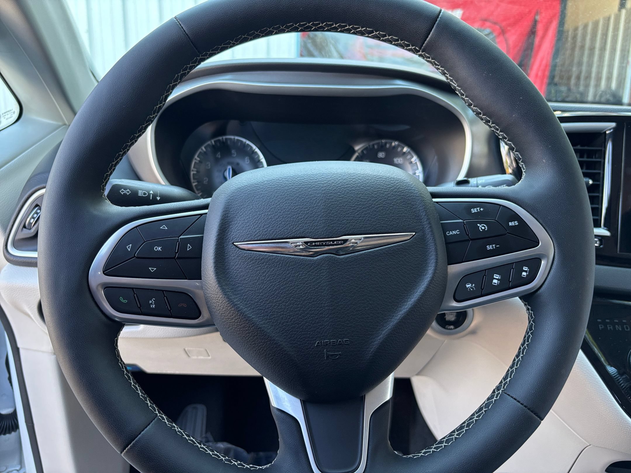 Thumbnail: 2024 Chrysler Pacifica - 25
