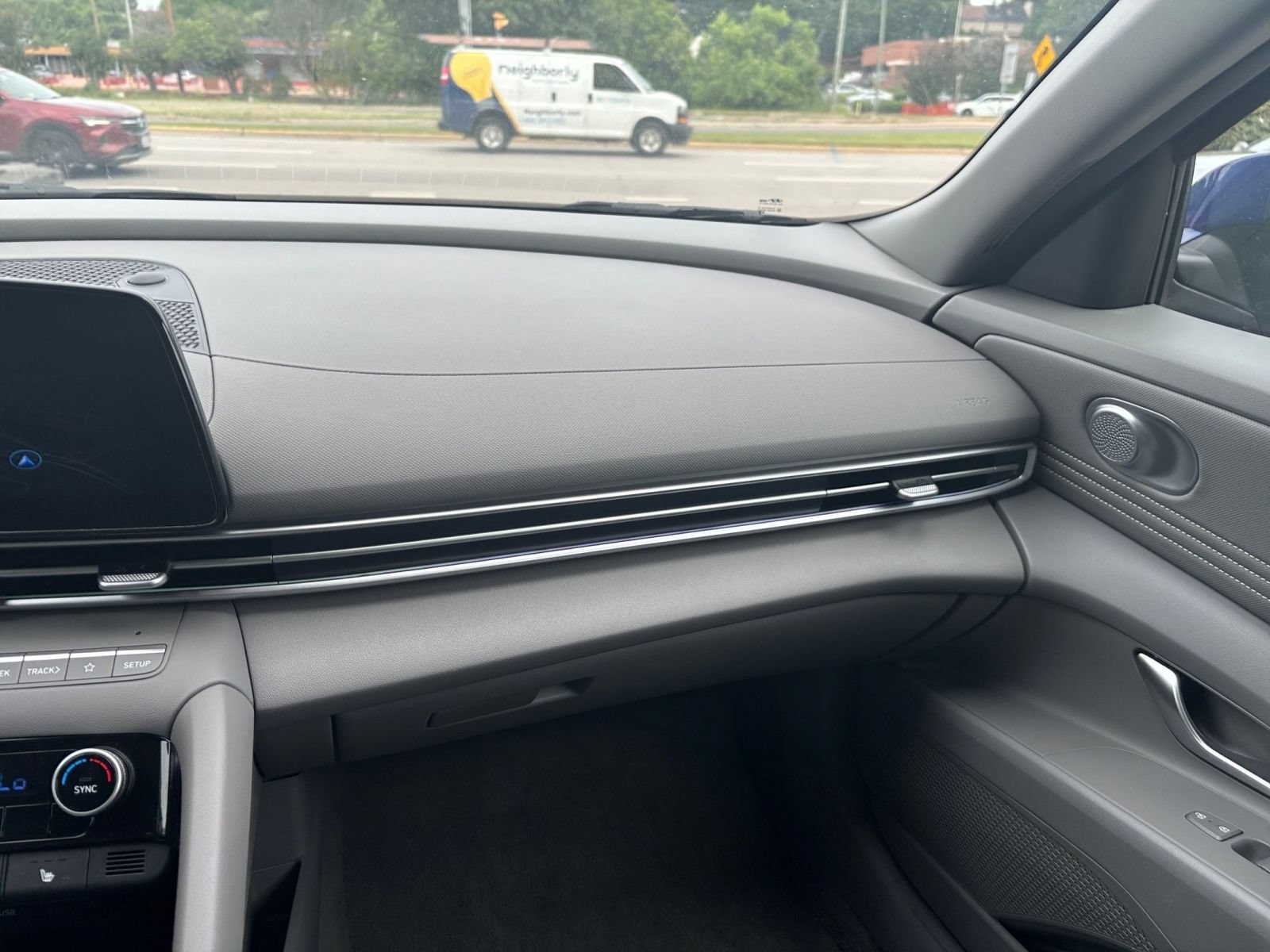 Thumbnail: 2025 Hyundai Elantra - 33
