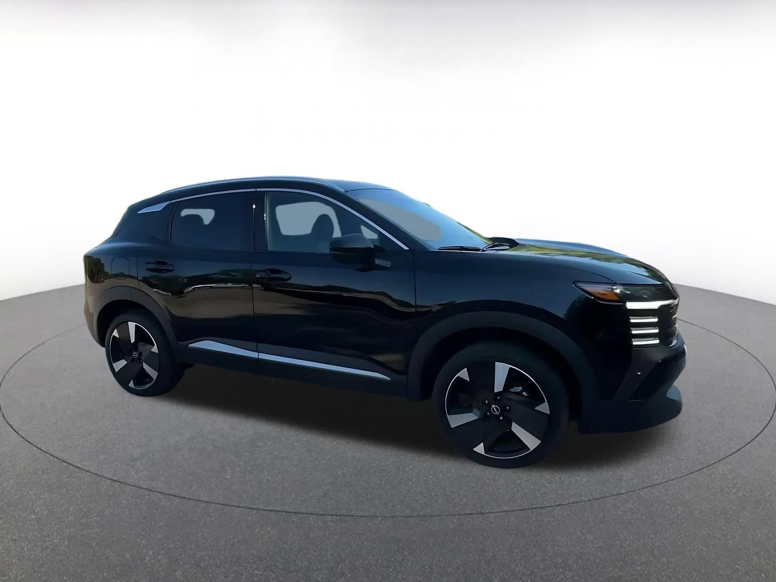 Thumbnail: 2026 Nissan Kicks - 2