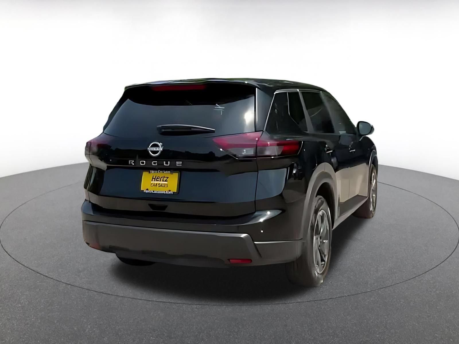 Thumbnail: 2025 Nissan Rogue - 14