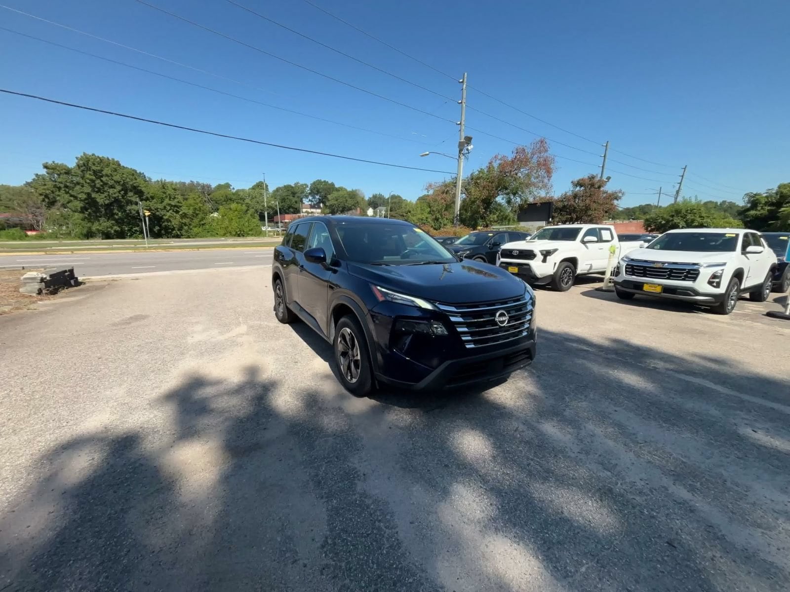 Thumbnail: 2025 Nissan Rogue - 3