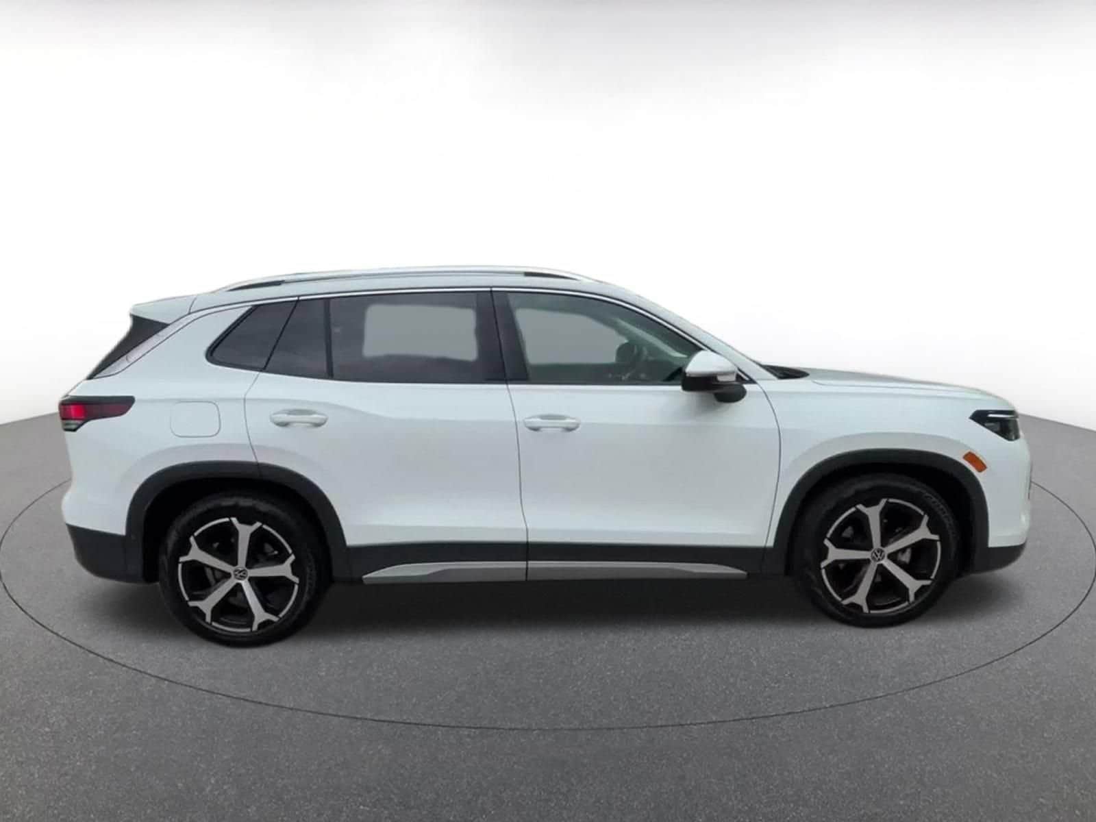 Thumbnail: 2026 Volkswagen Tiguan - 15