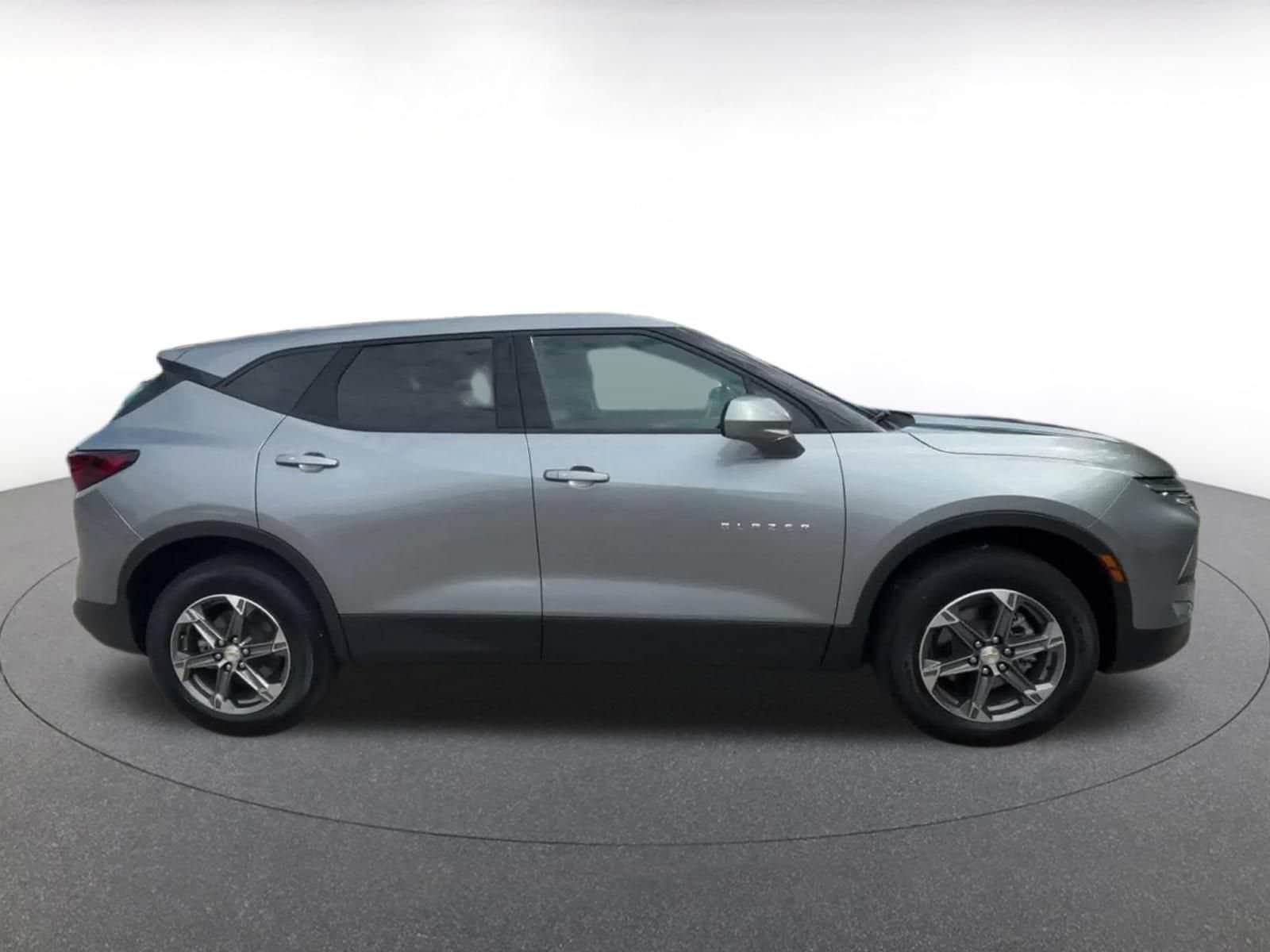 Thumbnail: 2026 Chevrolet Blazer - 15