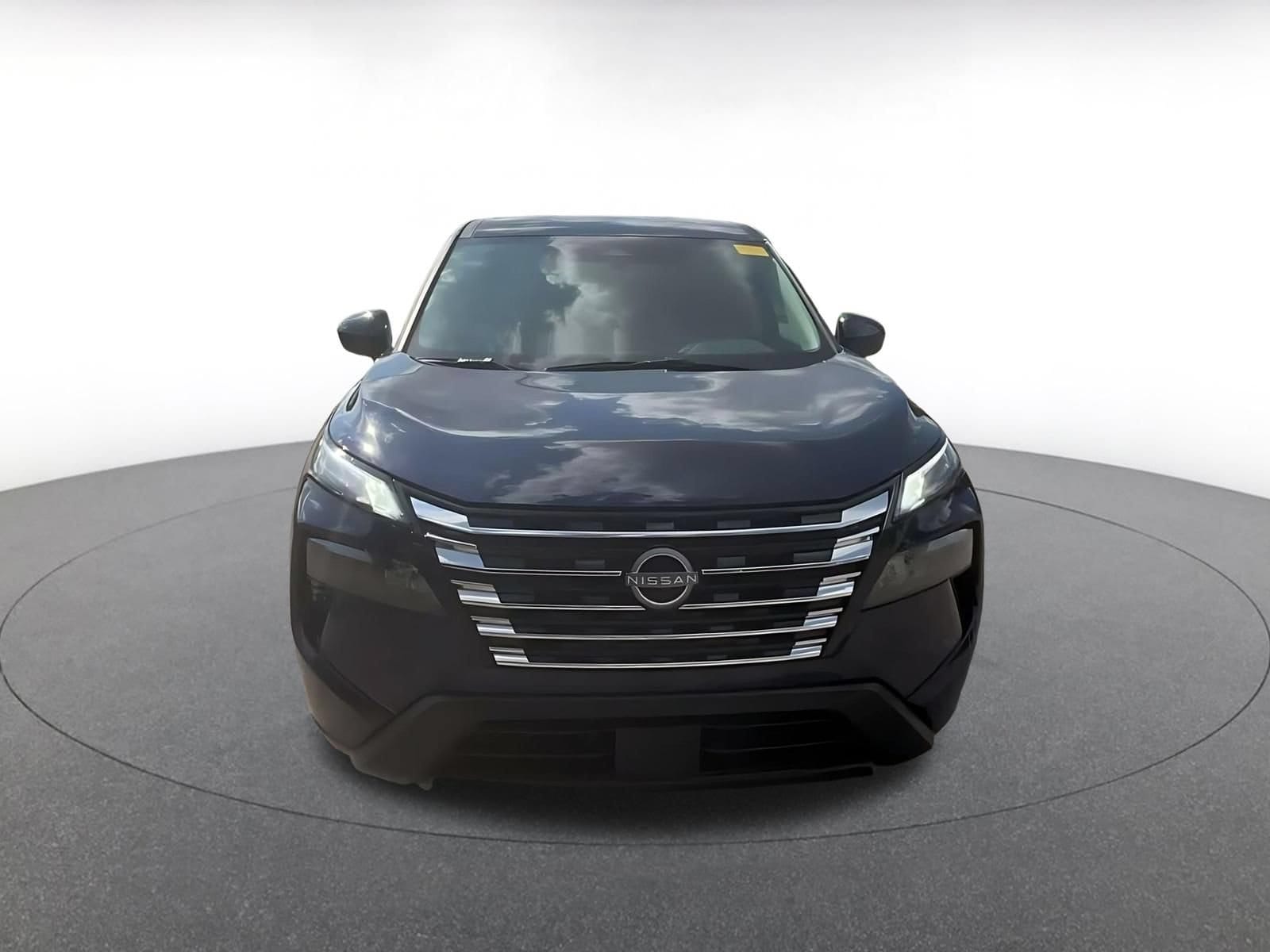 Thumbnail: 2026 Nissan Rogue - 4