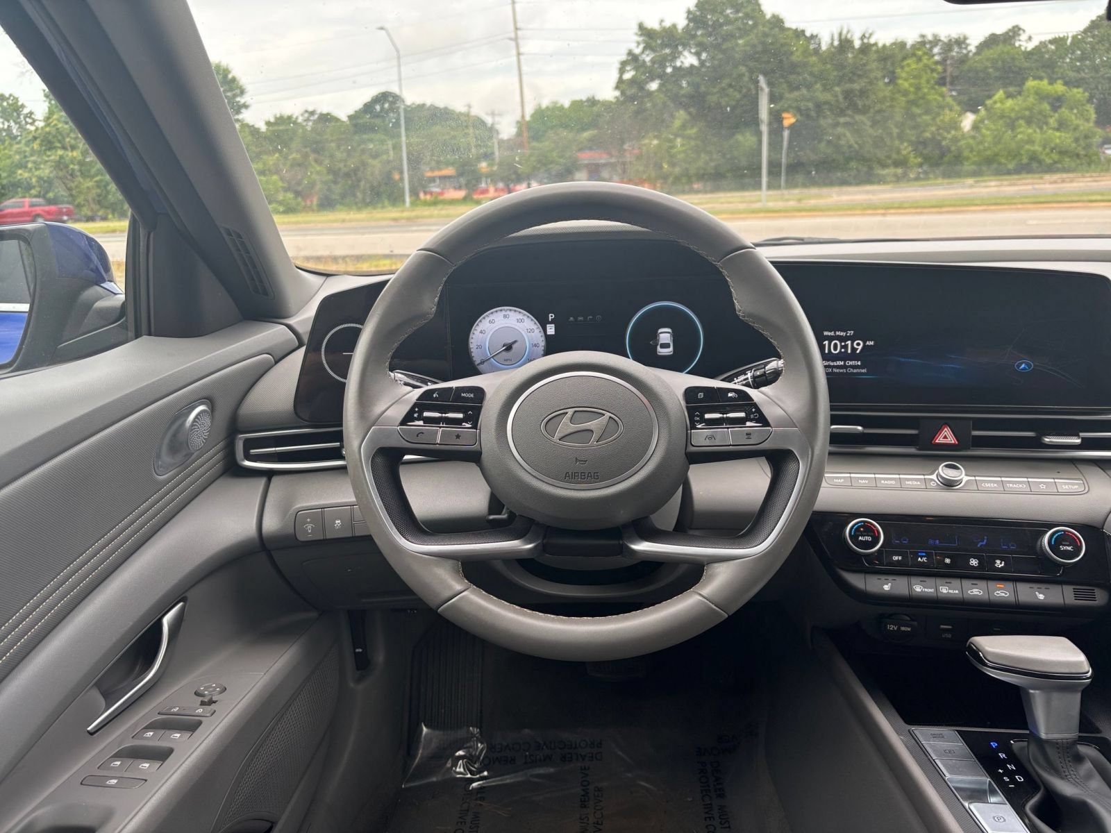 Thumbnail: 2025 Hyundai Elantra - 32