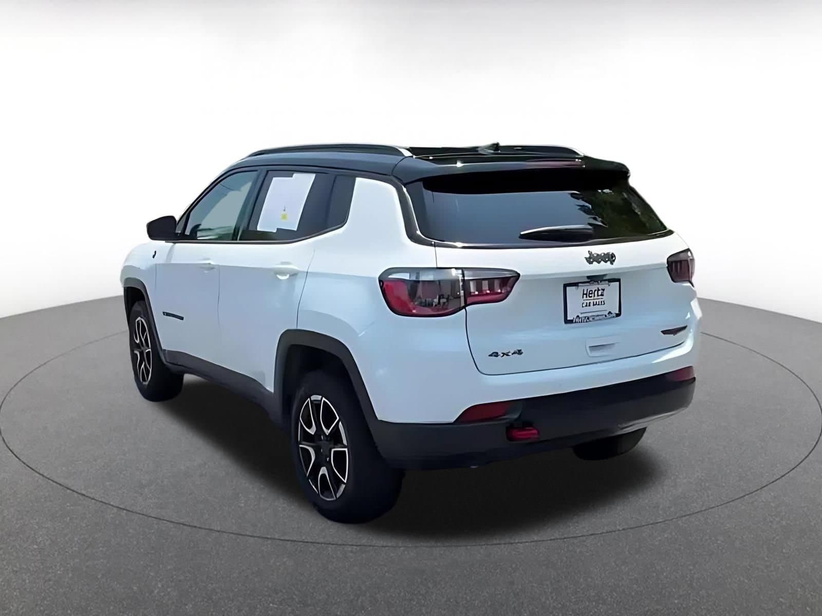 Thumbnail: 2025 Jeep Compass - 8