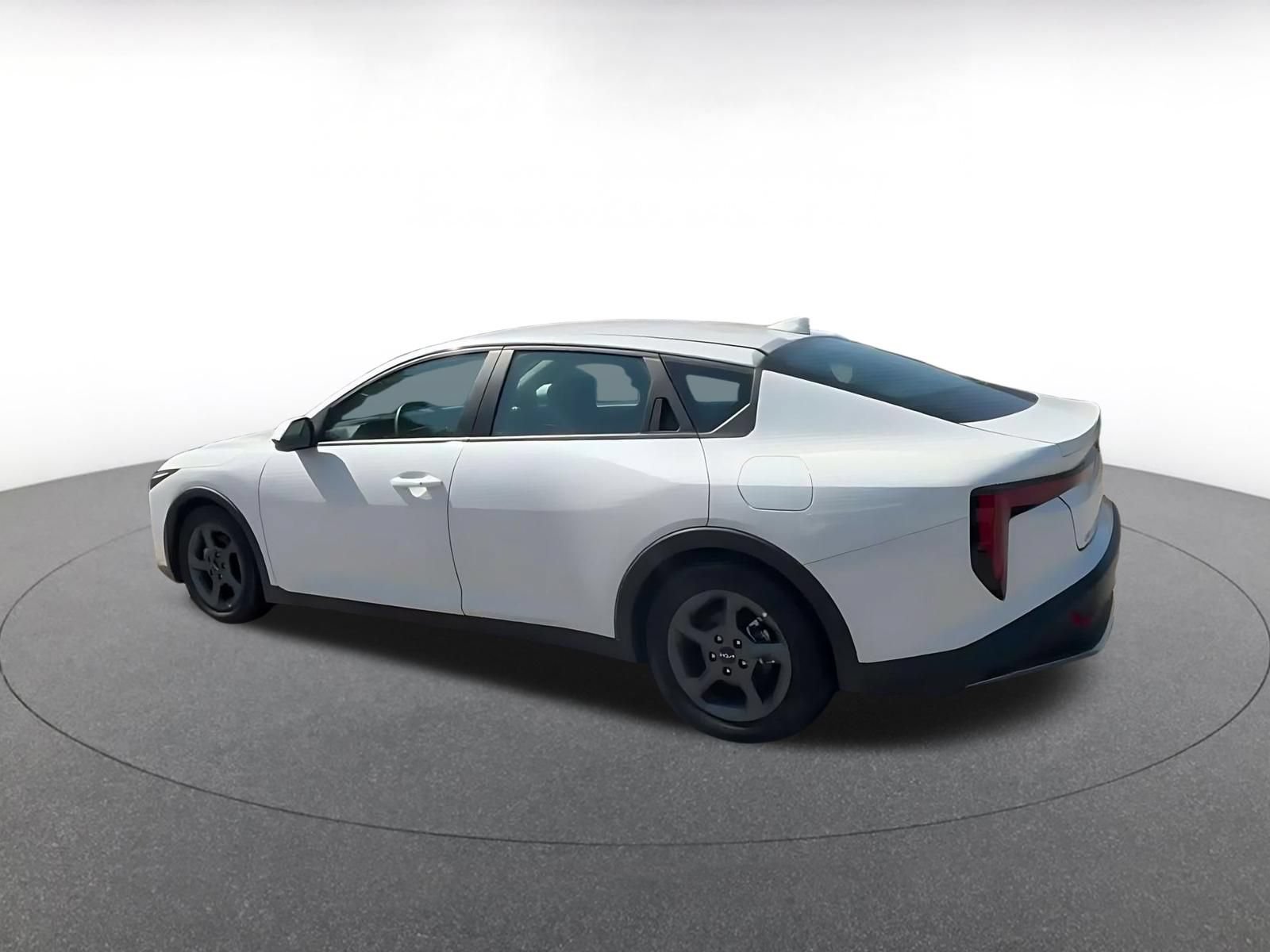 Thumbnail: 2025 Kia K4 - 9