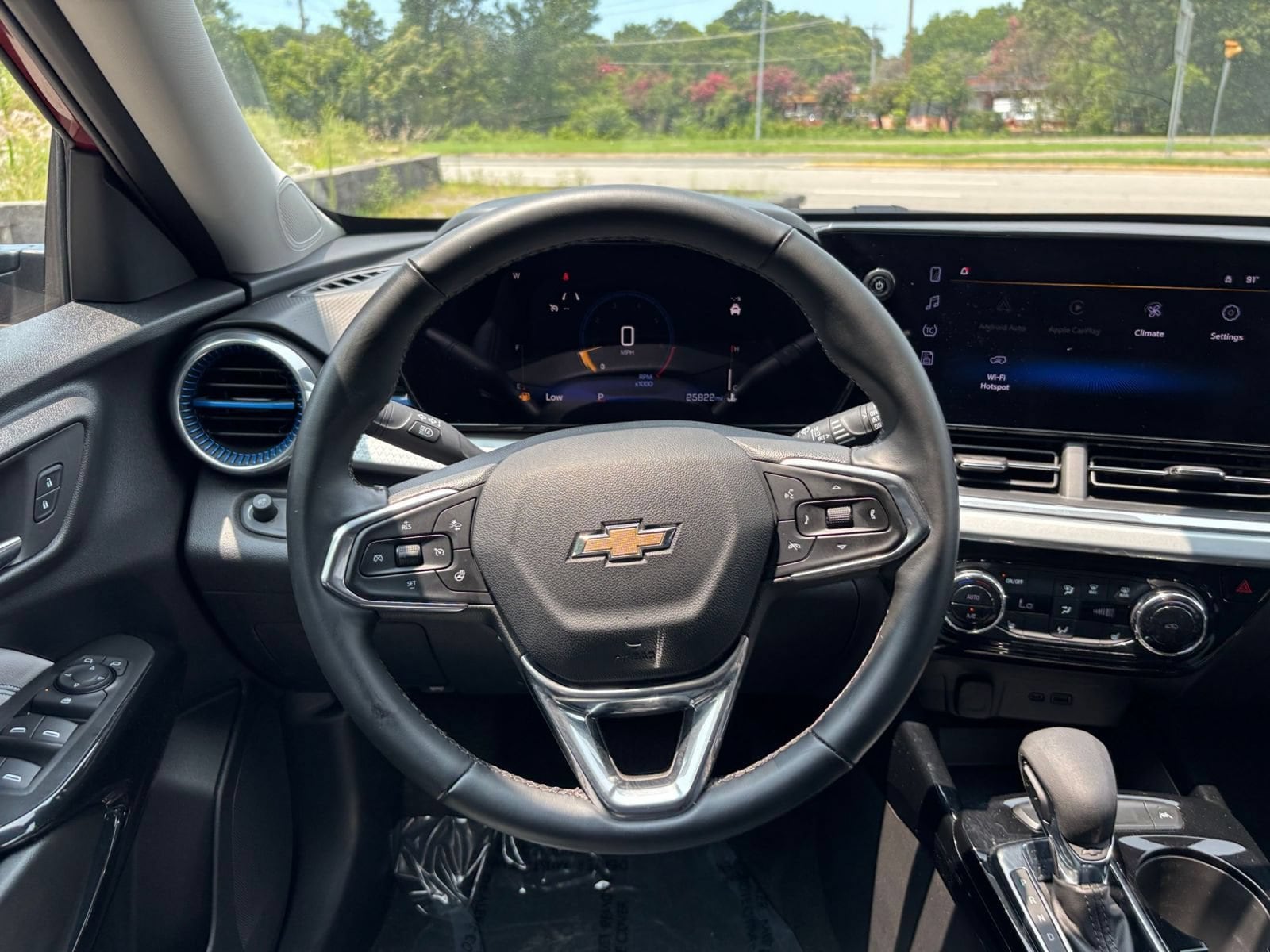Thumbnail: 2025 Chevrolet Trax - 29