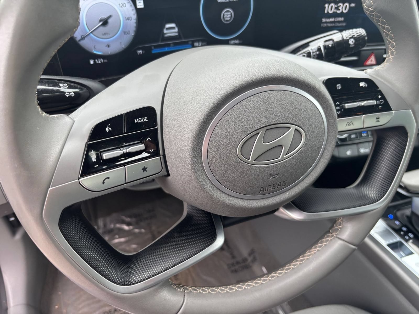 Thumbnail: 2025 Hyundai Elantra - 25