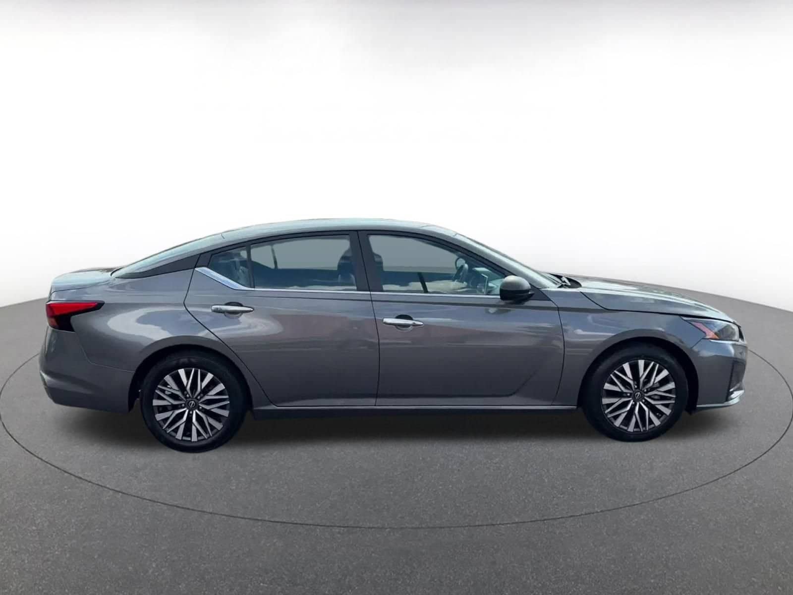 Thumbnail: 2025 Nissan Altima - 15