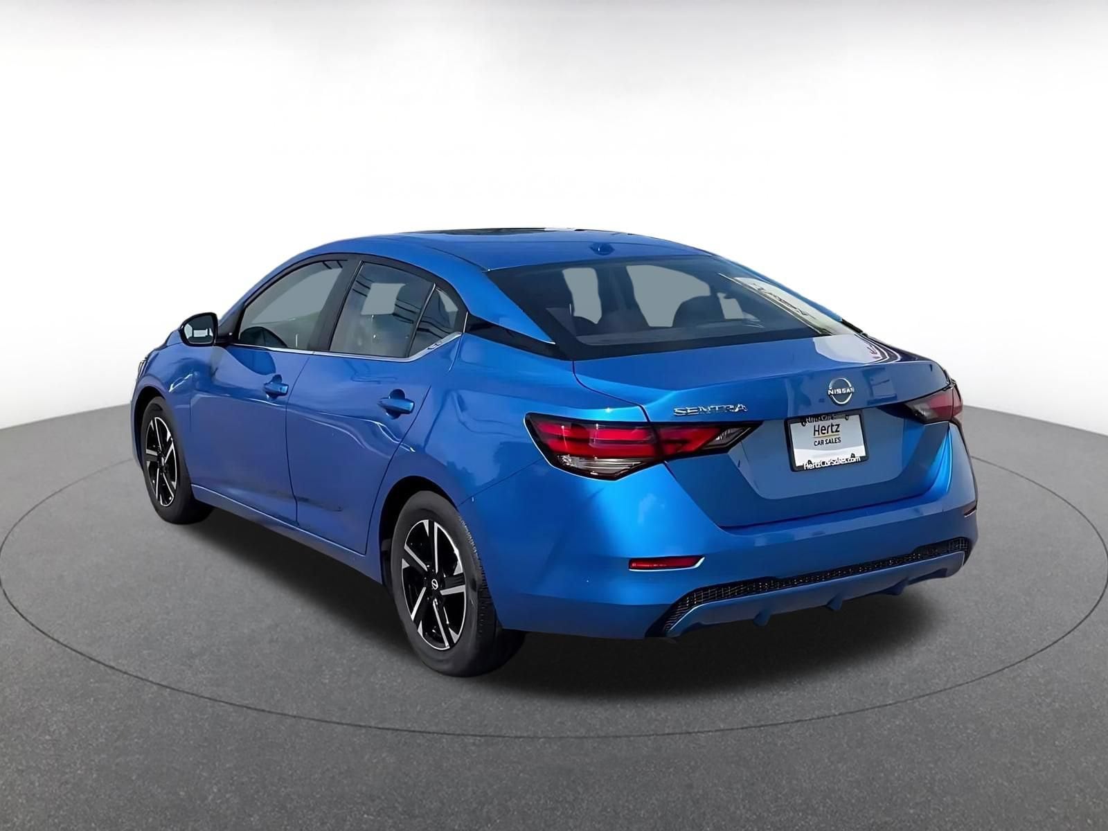 Thumbnail: 2025 Nissan Sentra - 10