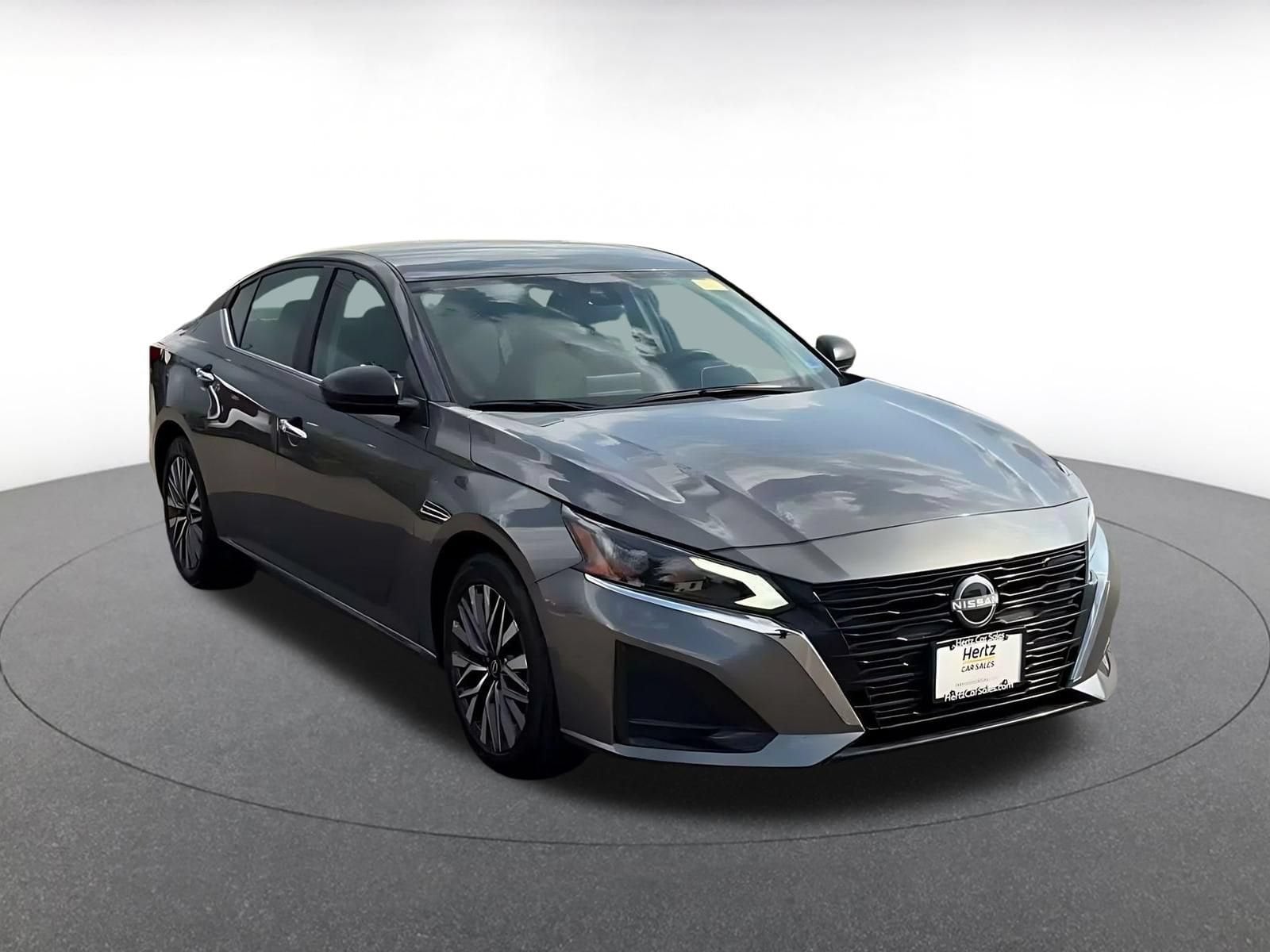 Thumbnail: 2025 Nissan Altima - 3