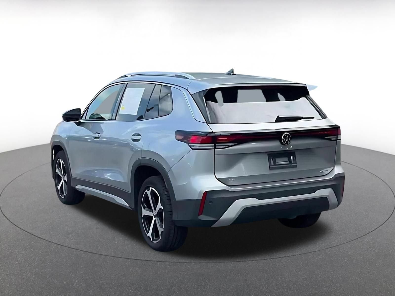 Thumbnail: 2026 Volkswagen Tiguan - 10