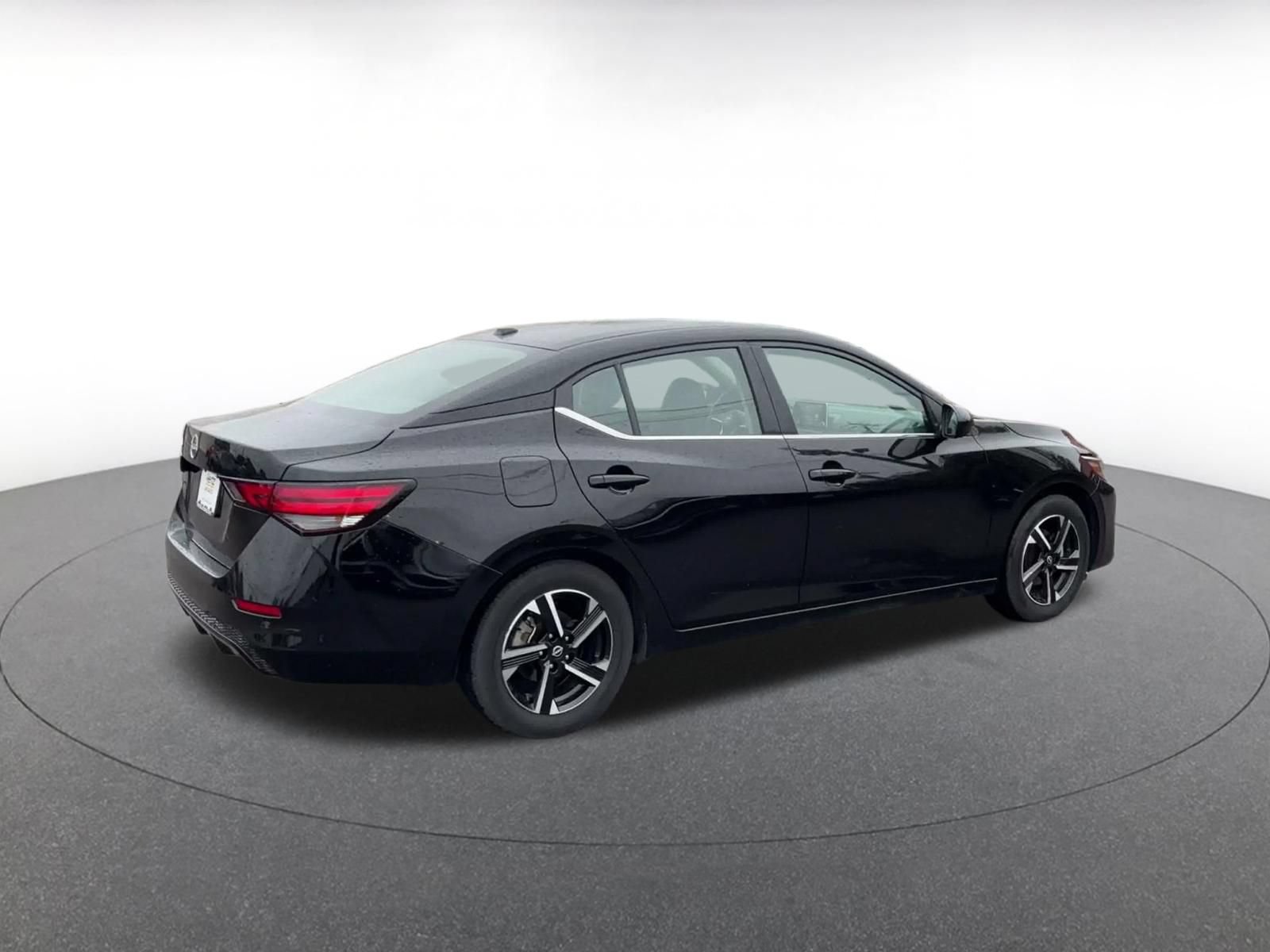 Thumbnail: 2025 Nissan Sentra - 14