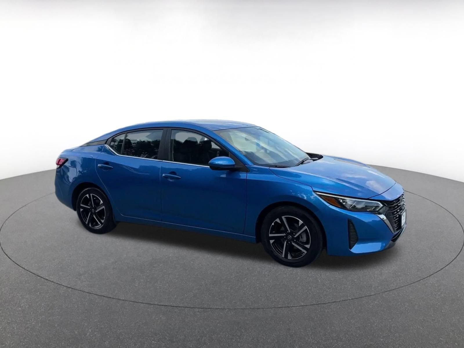 Thumbnail: 2025 Nissan Sentra - 2