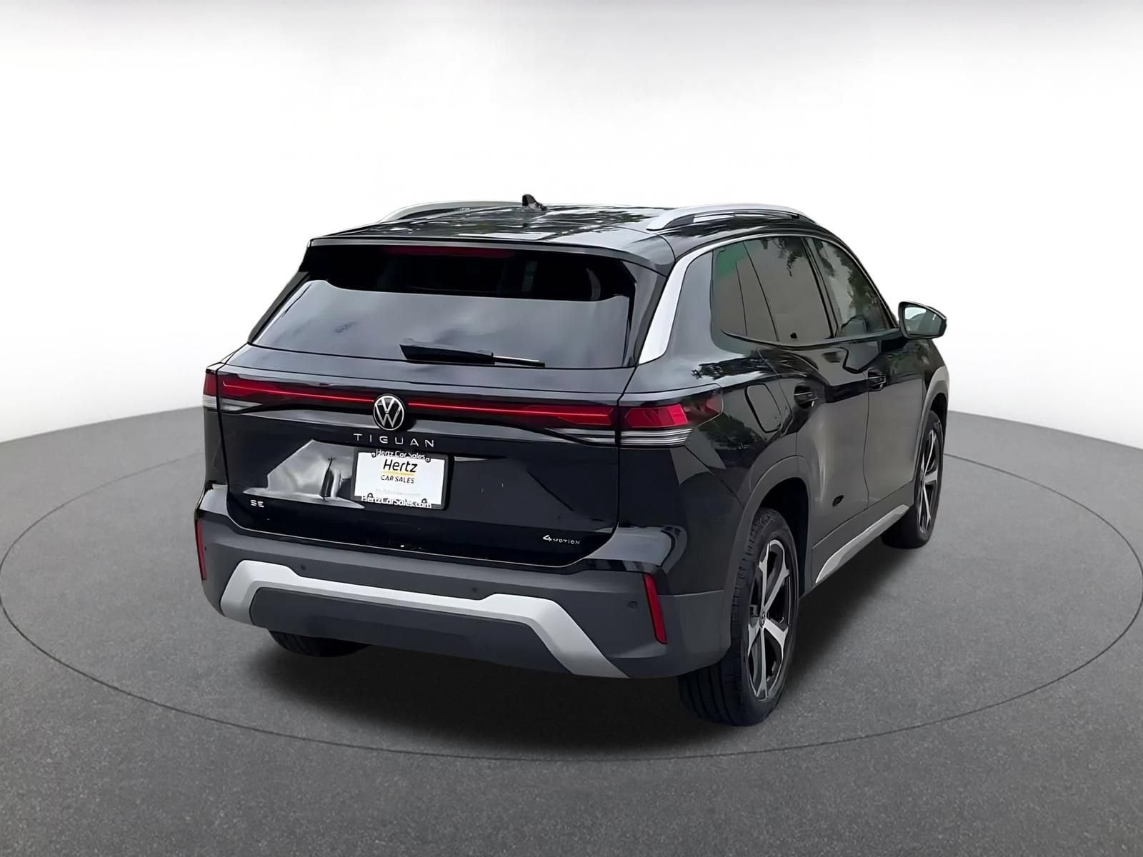 Thumbnail: 2026 Volkswagen Tiguan - 14