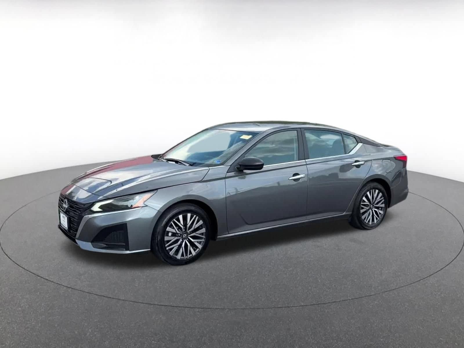 Thumbnail: 2025 Nissan Altima - 7