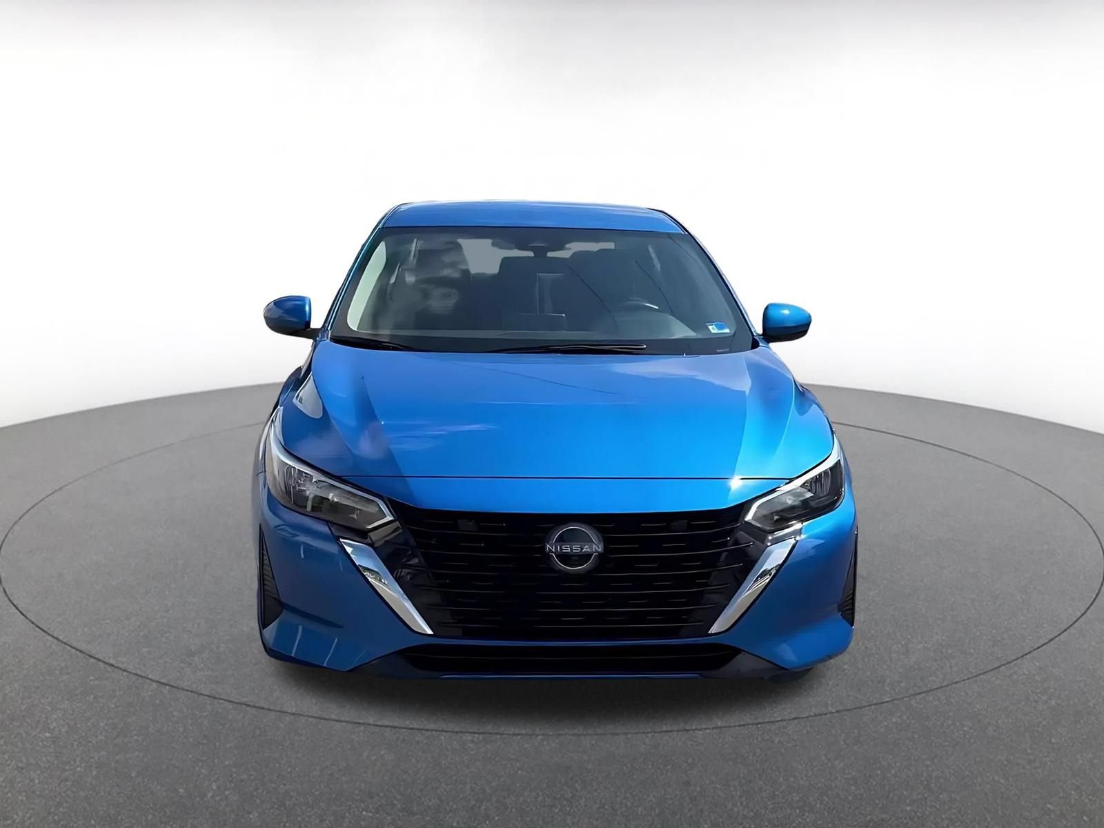 Thumbnail: 2025 Nissan Sentra - 3