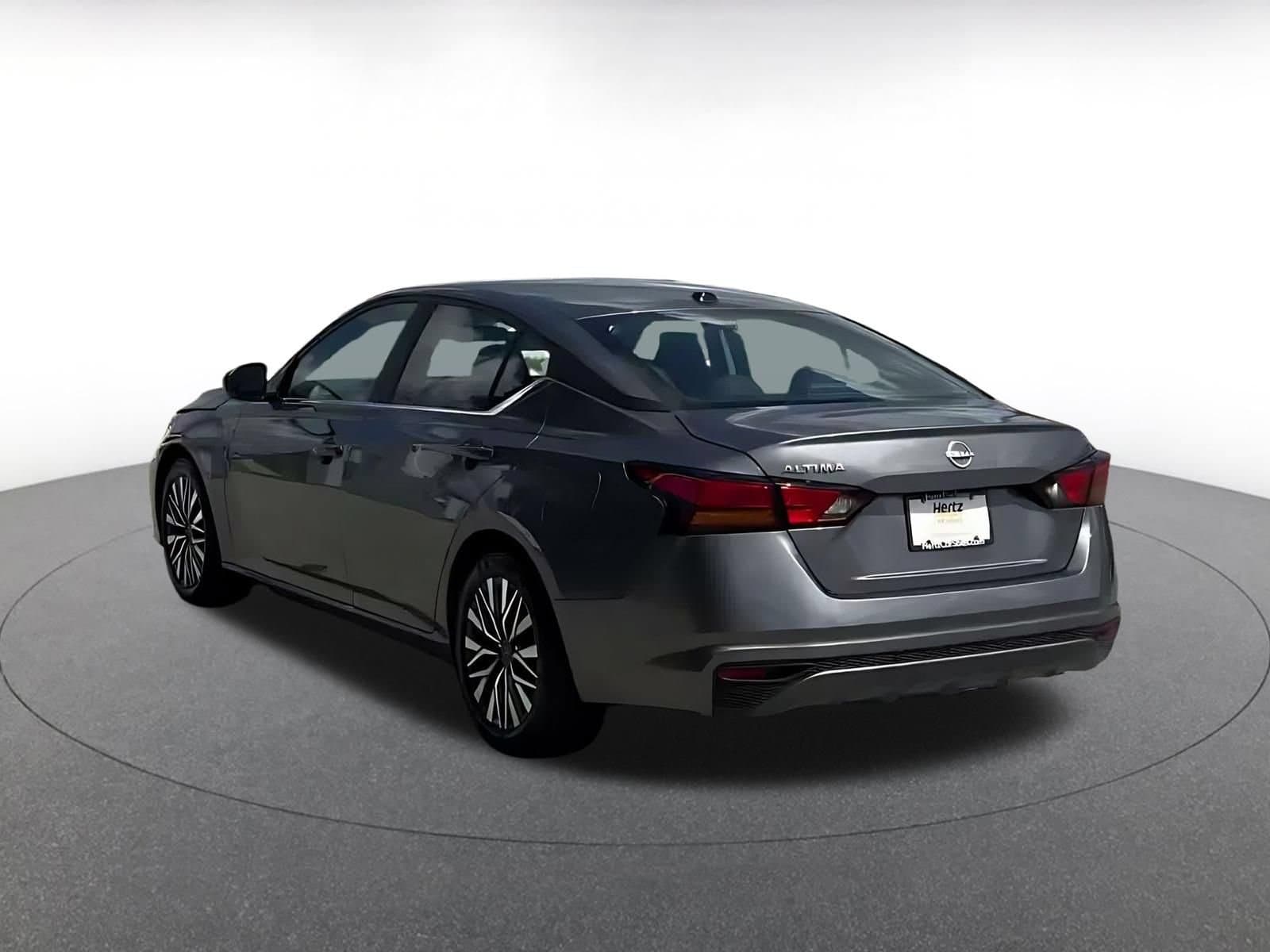 Thumbnail: 2026 Nissan Altima - 10