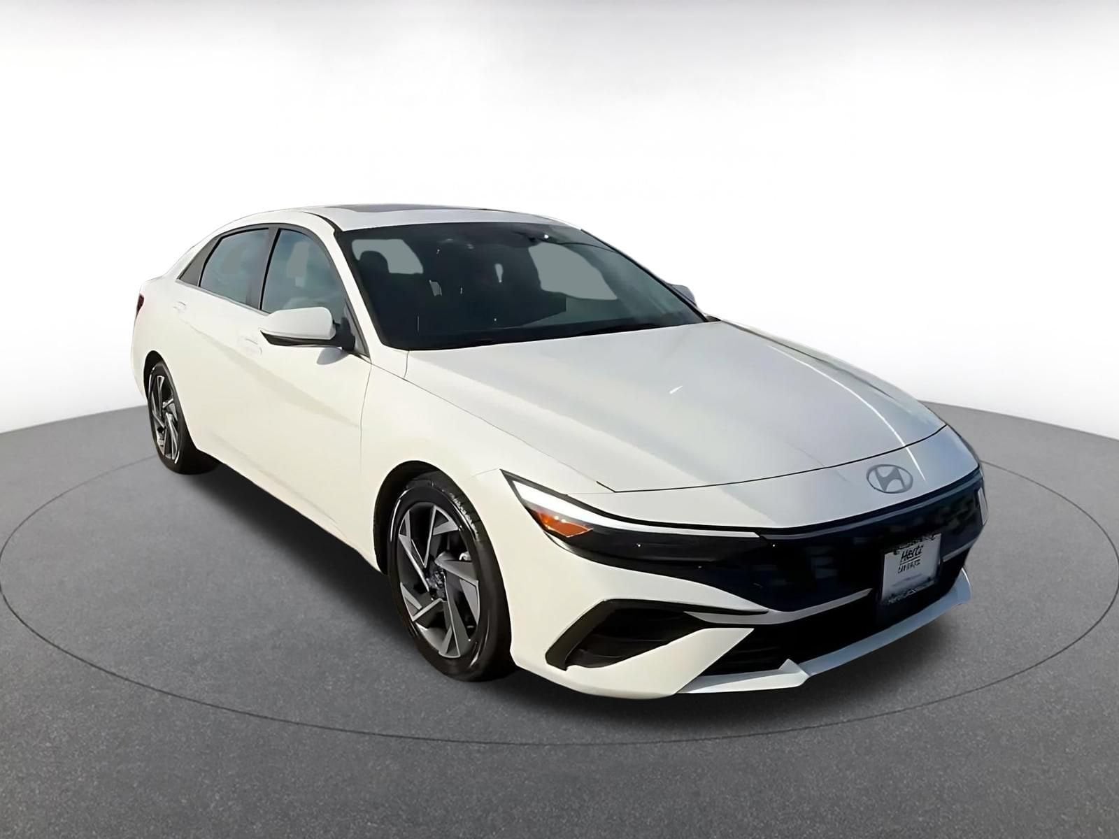 Thumbnail: 2025 Hyundai Elantra - 3