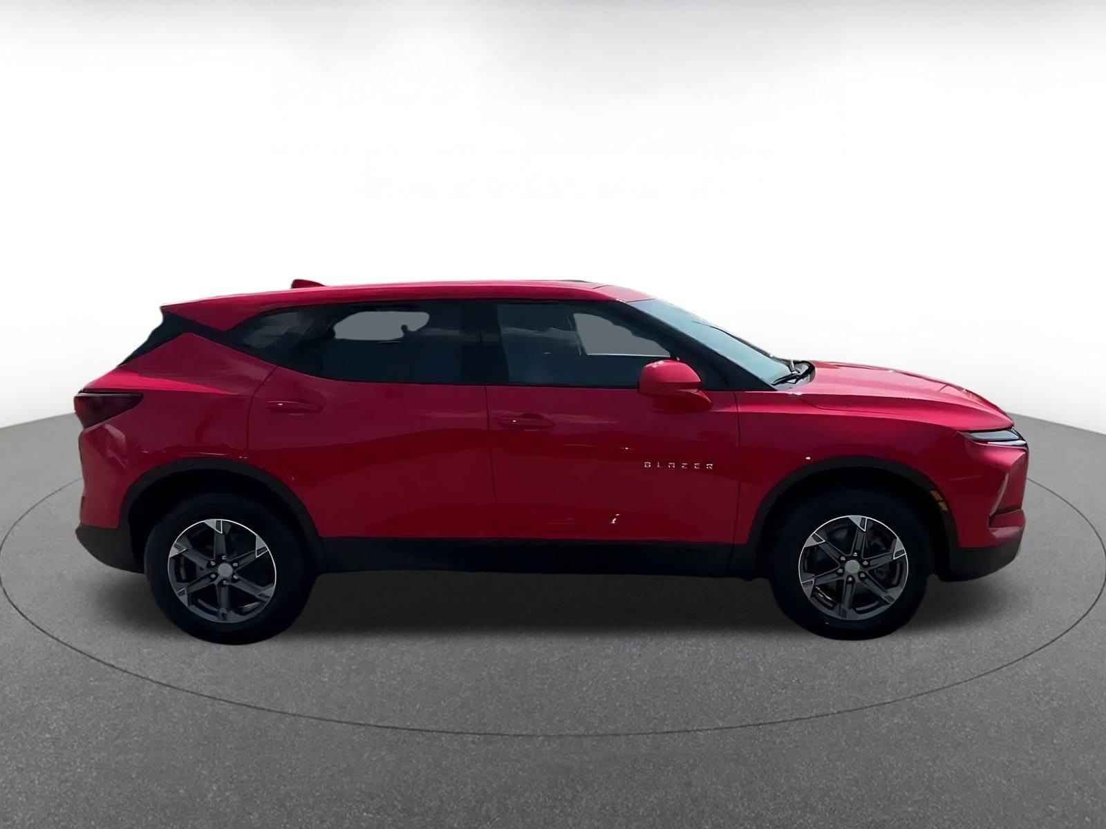 Thumbnail: 2025 Chevrolet Blazer - 15