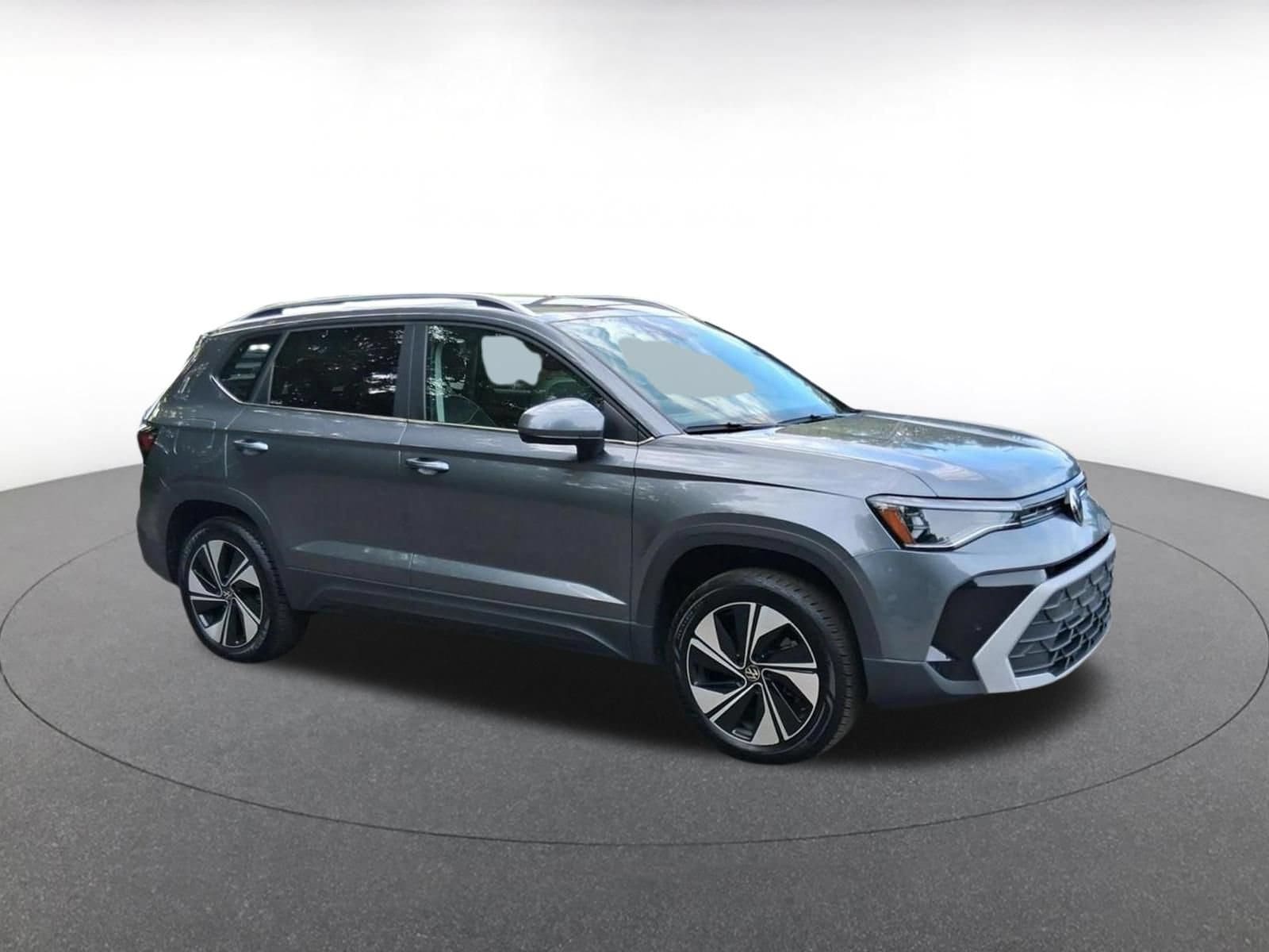Thumbnail: 2026 Volkswagen Taos - 4