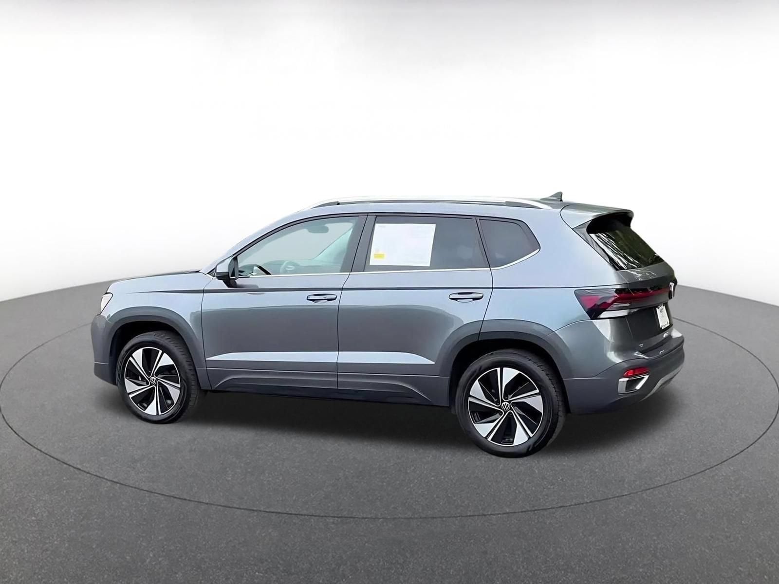 Thumbnail: 2026 Volkswagen Taos - 15