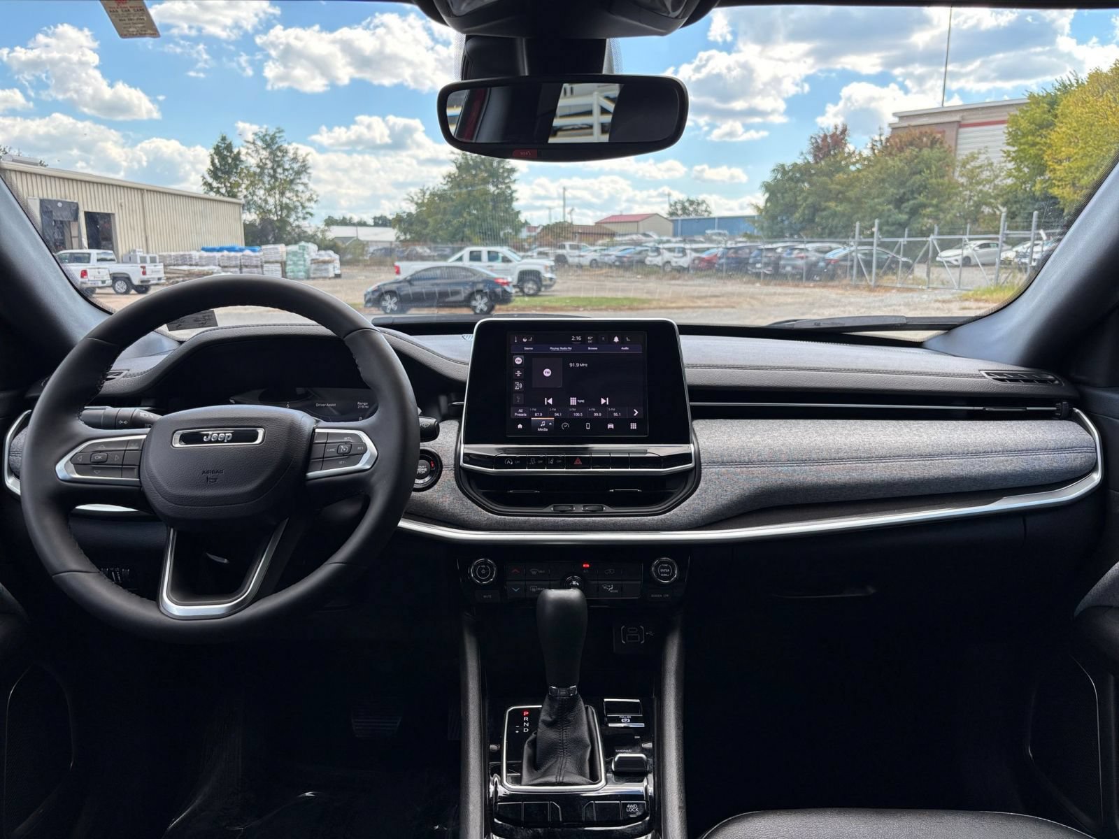 Thumbnail: 2025 Jeep Compass - 32
