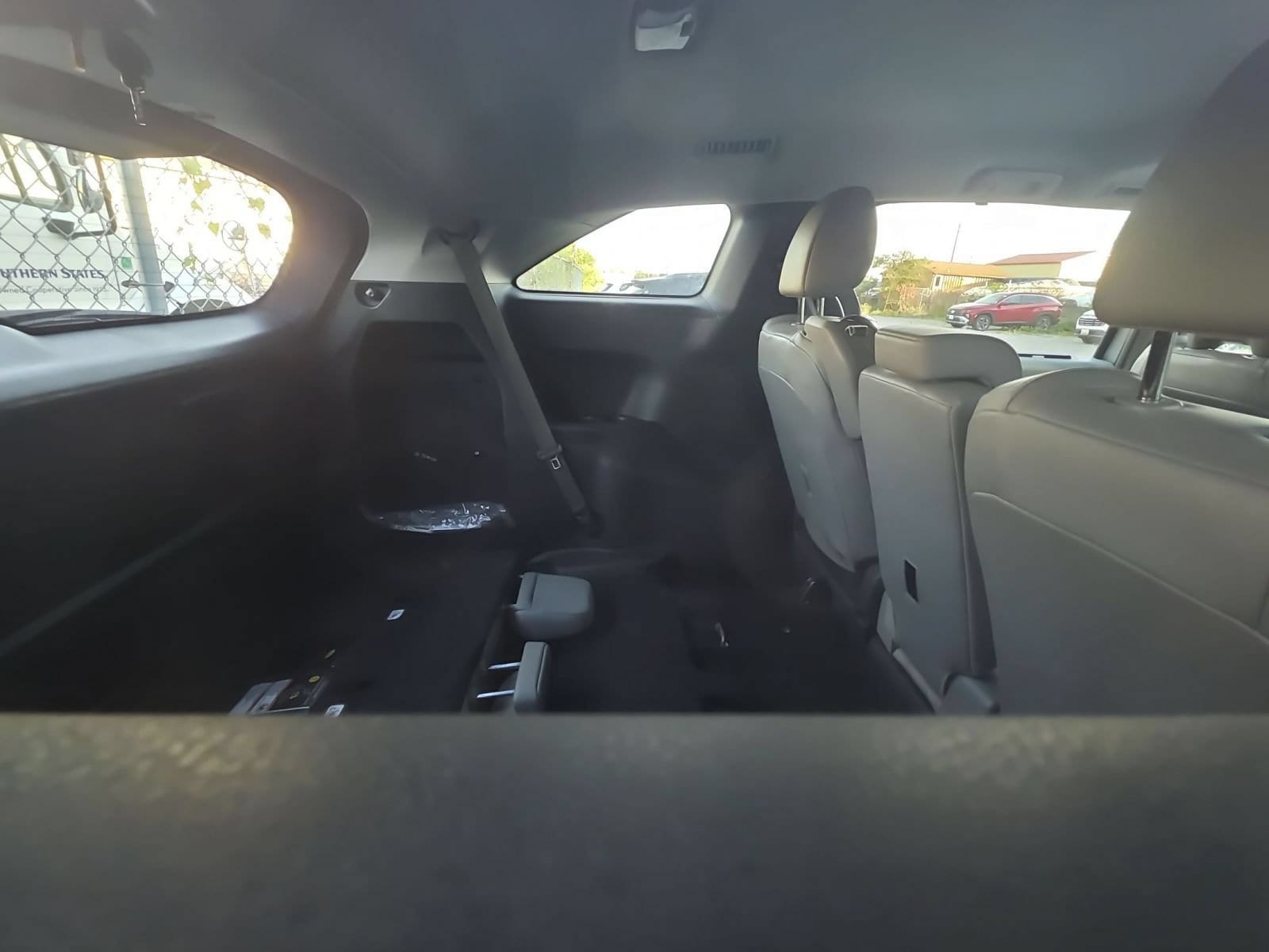 Thumbnail: 2025 Toyota Sienna - 9