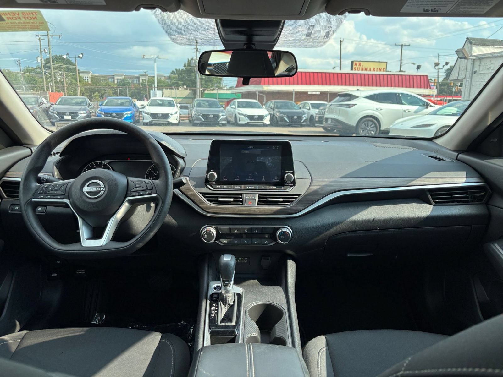 Thumbnail: 2025 Nissan Altima - 32