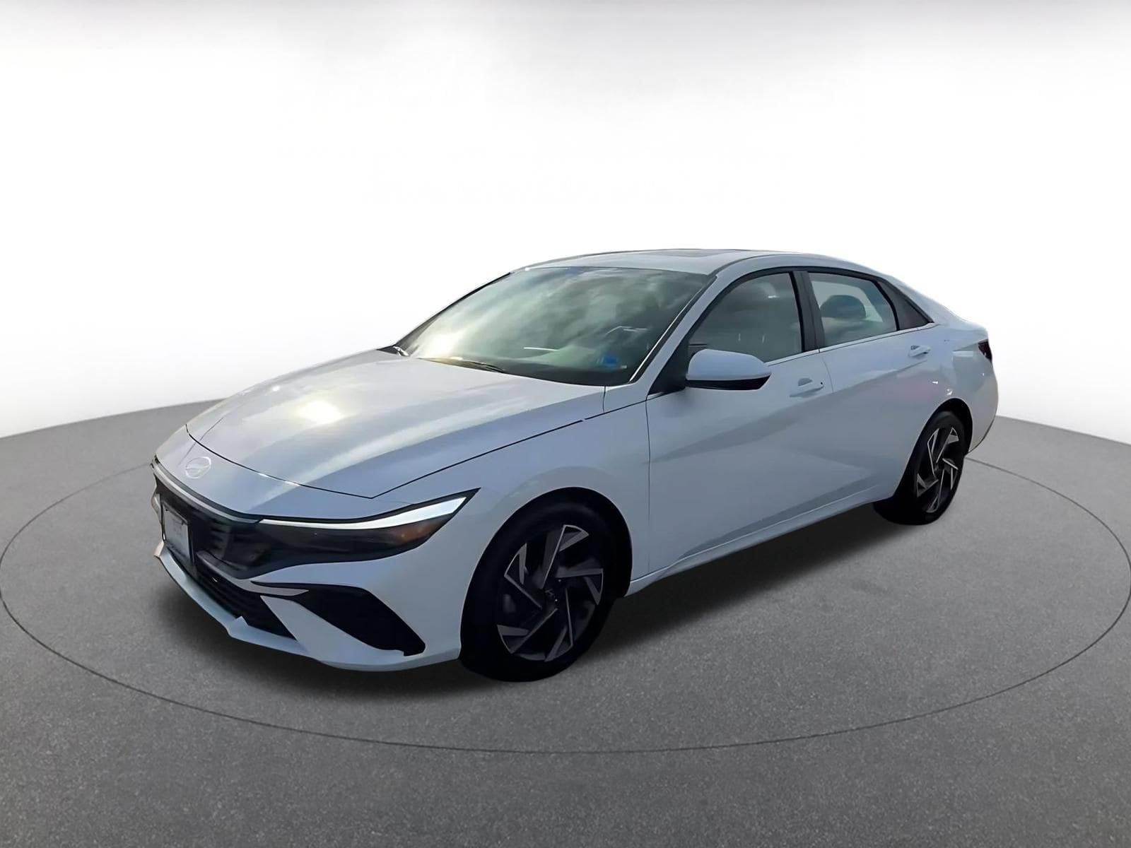 Thumbnail: 2025 Hyundai Elantra - 7