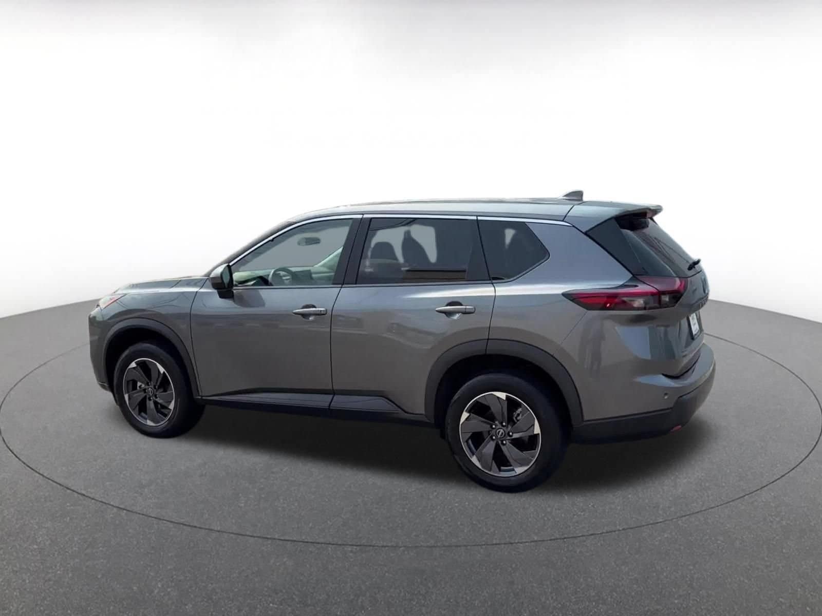 Thumbnail: 2026 Nissan Rogue - 10