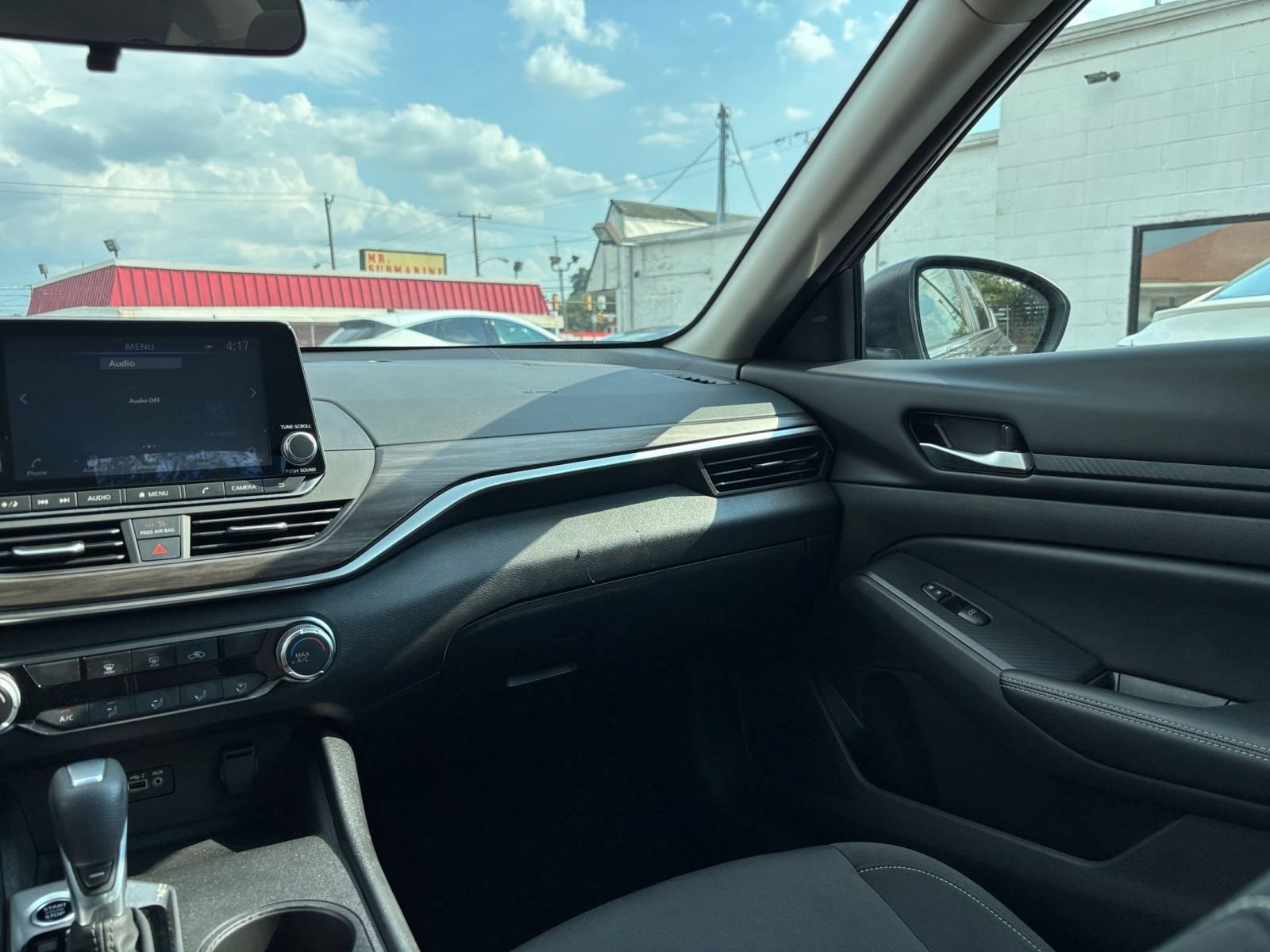 Thumbnail: 2025 Nissan Altima - 34