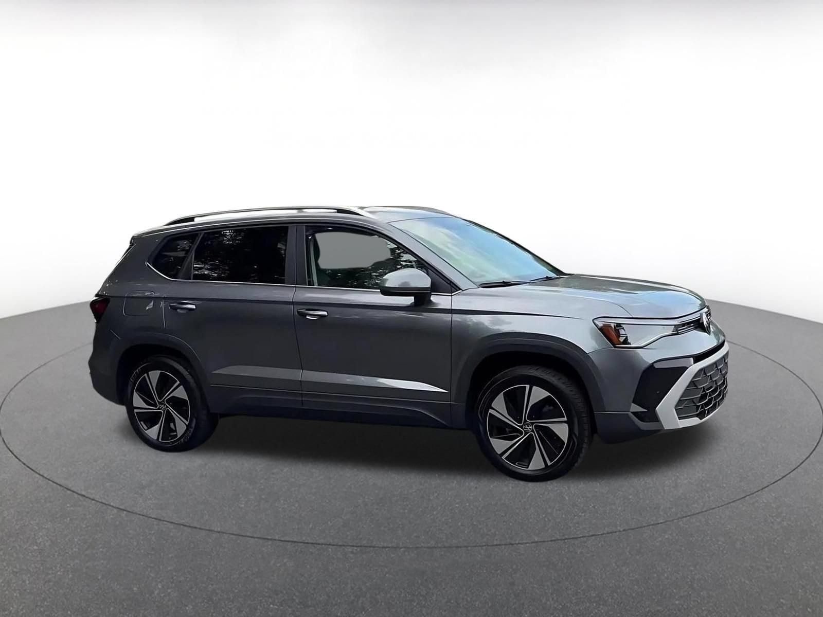 Thumbnail: 2026 Volkswagen Taos - 2