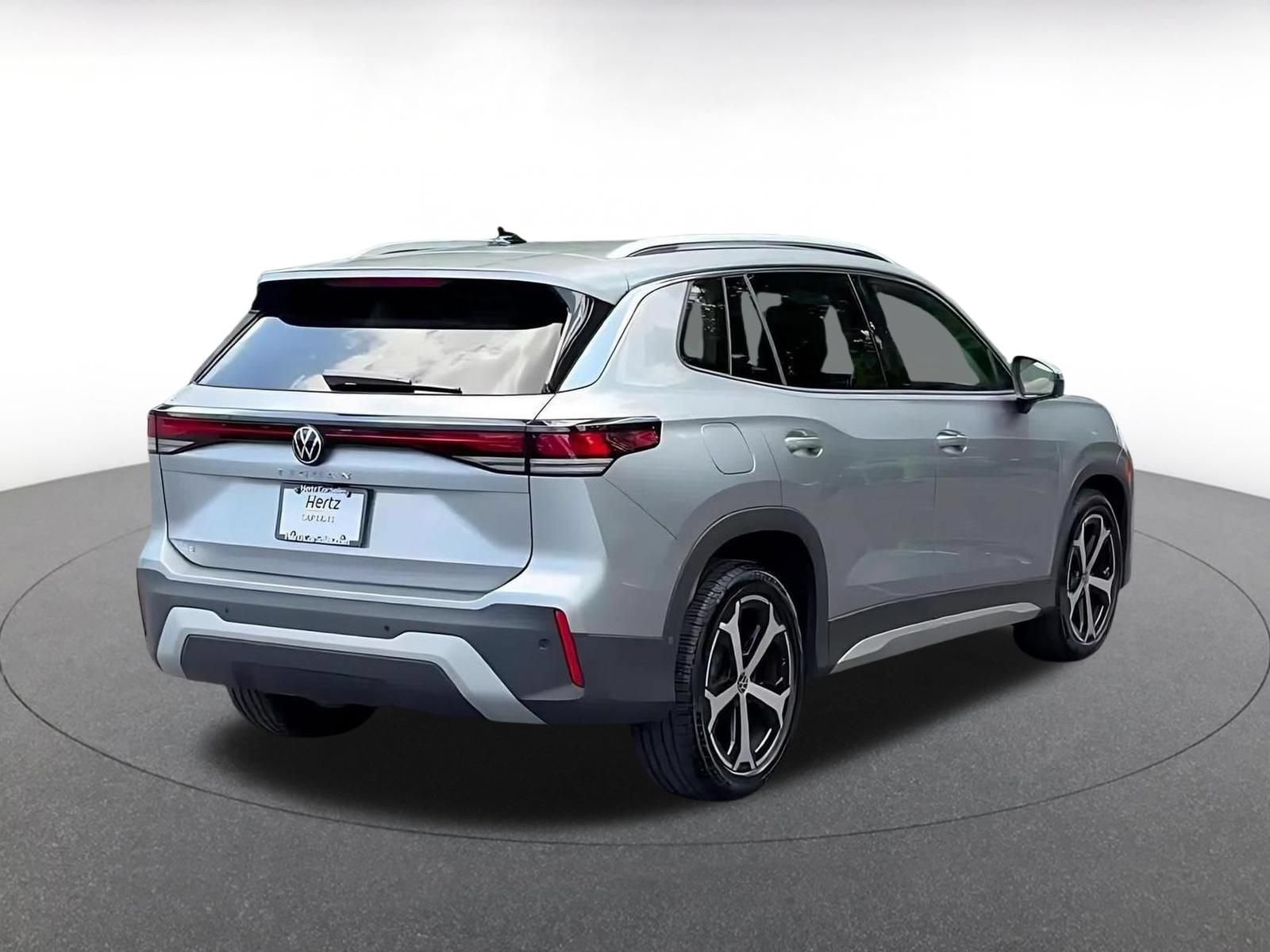 Thumbnail: 2026 Volkswagen Tiguan - 13