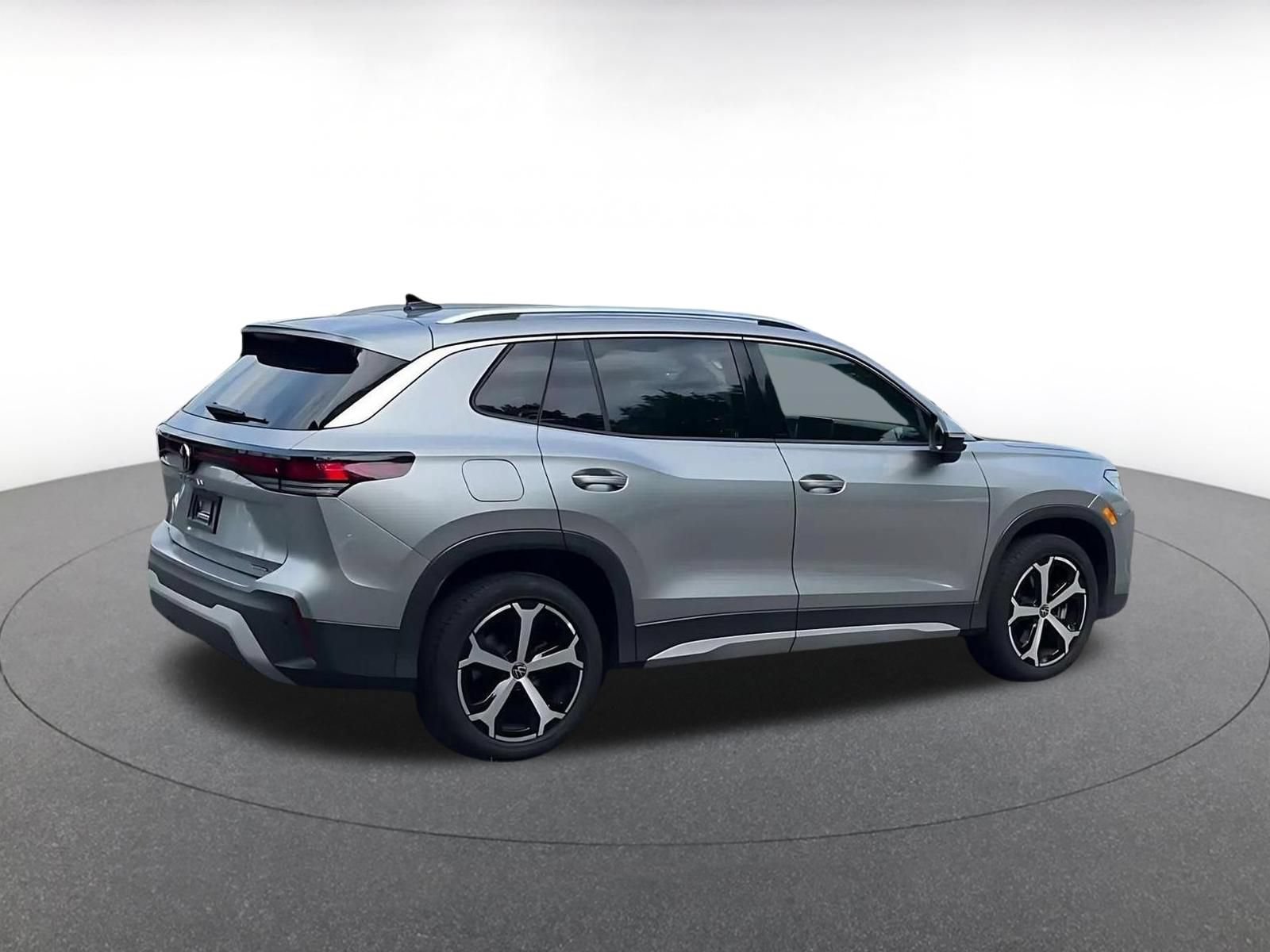 Thumbnail: 2026 Volkswagen Tiguan - 14