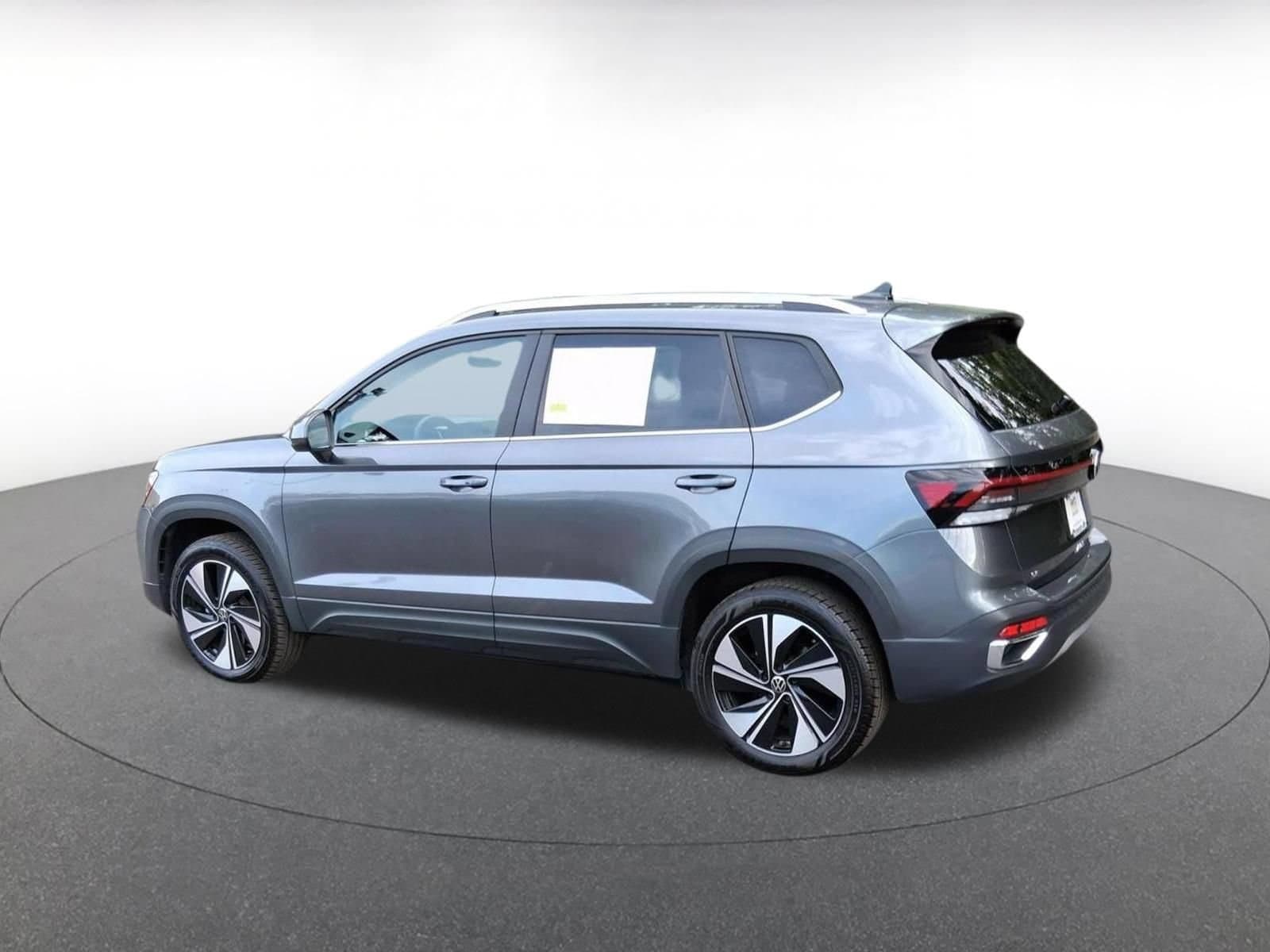 Thumbnail: 2026 Volkswagen Taos - 18