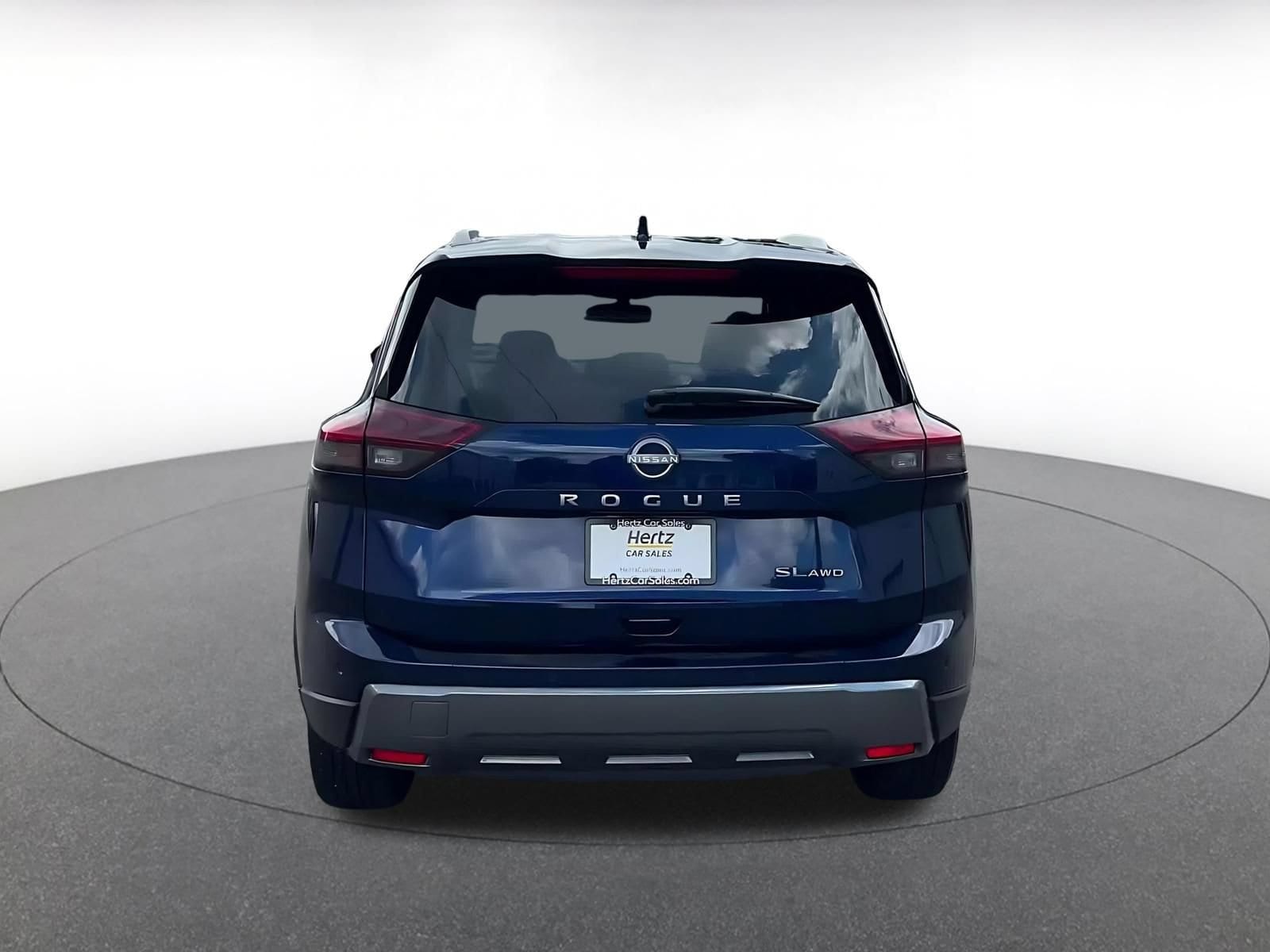 Thumbnail: 2026 Nissan Rogue - 12